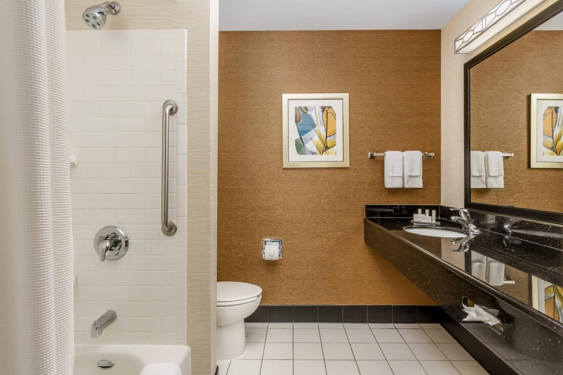 Fairfield by Marriott Peoria East photo 7
