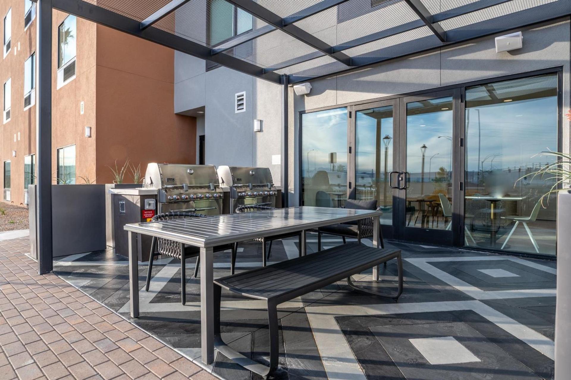 TownePlace Suites by Marriott Las Vegas North I-15 photo 41