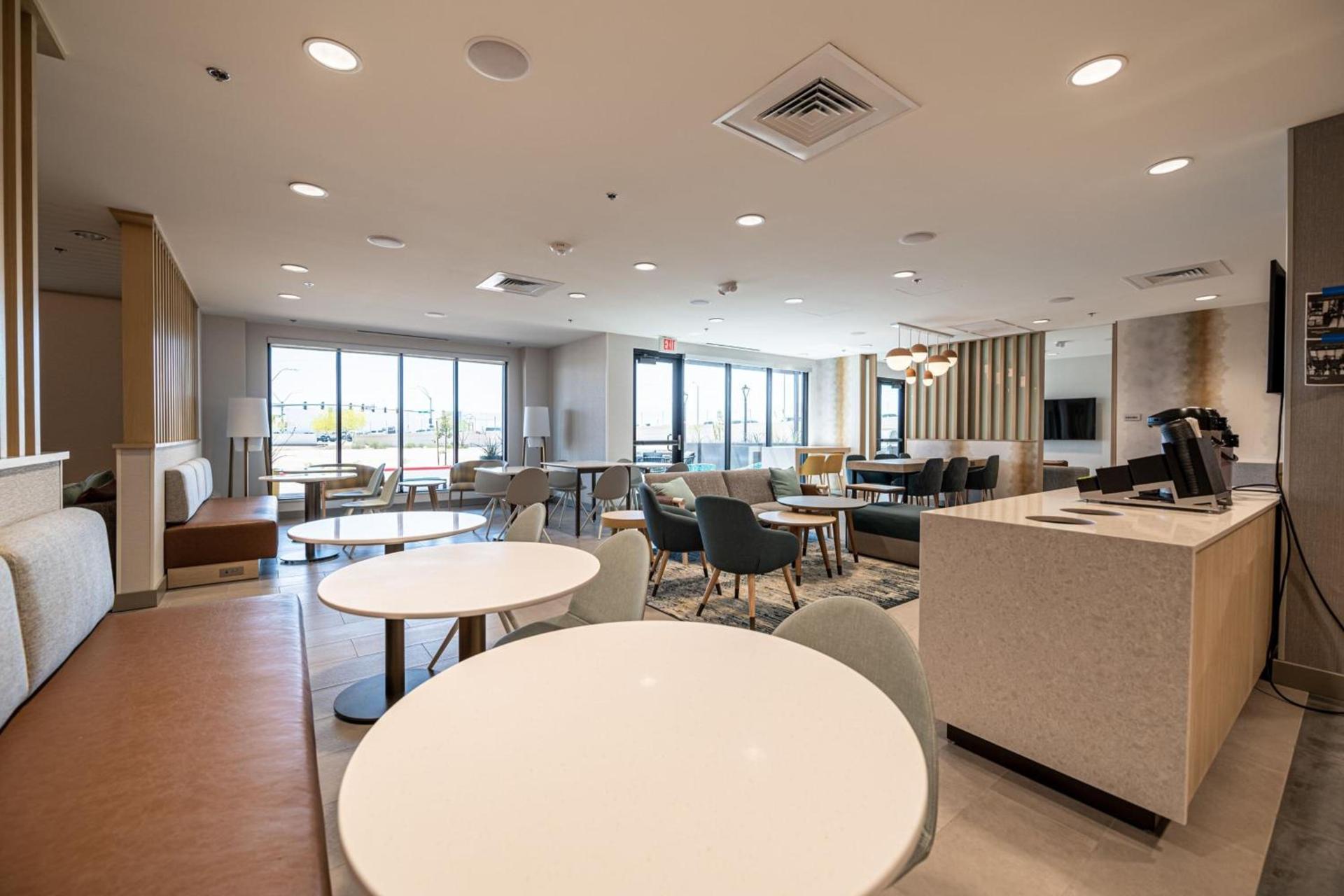 TownePlace Suites by Marriott Las Vegas North I-15 photo 44