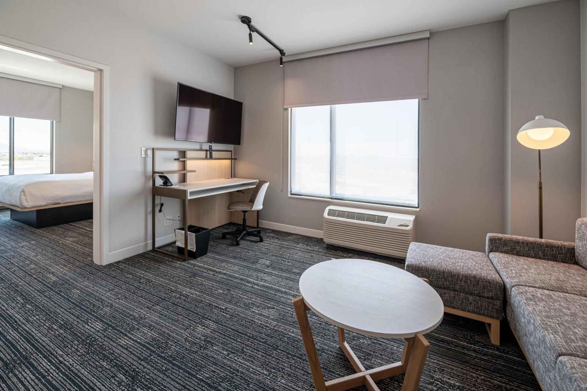 TownePlace Suites by Marriott Las Vegas North I-15 photo 19
