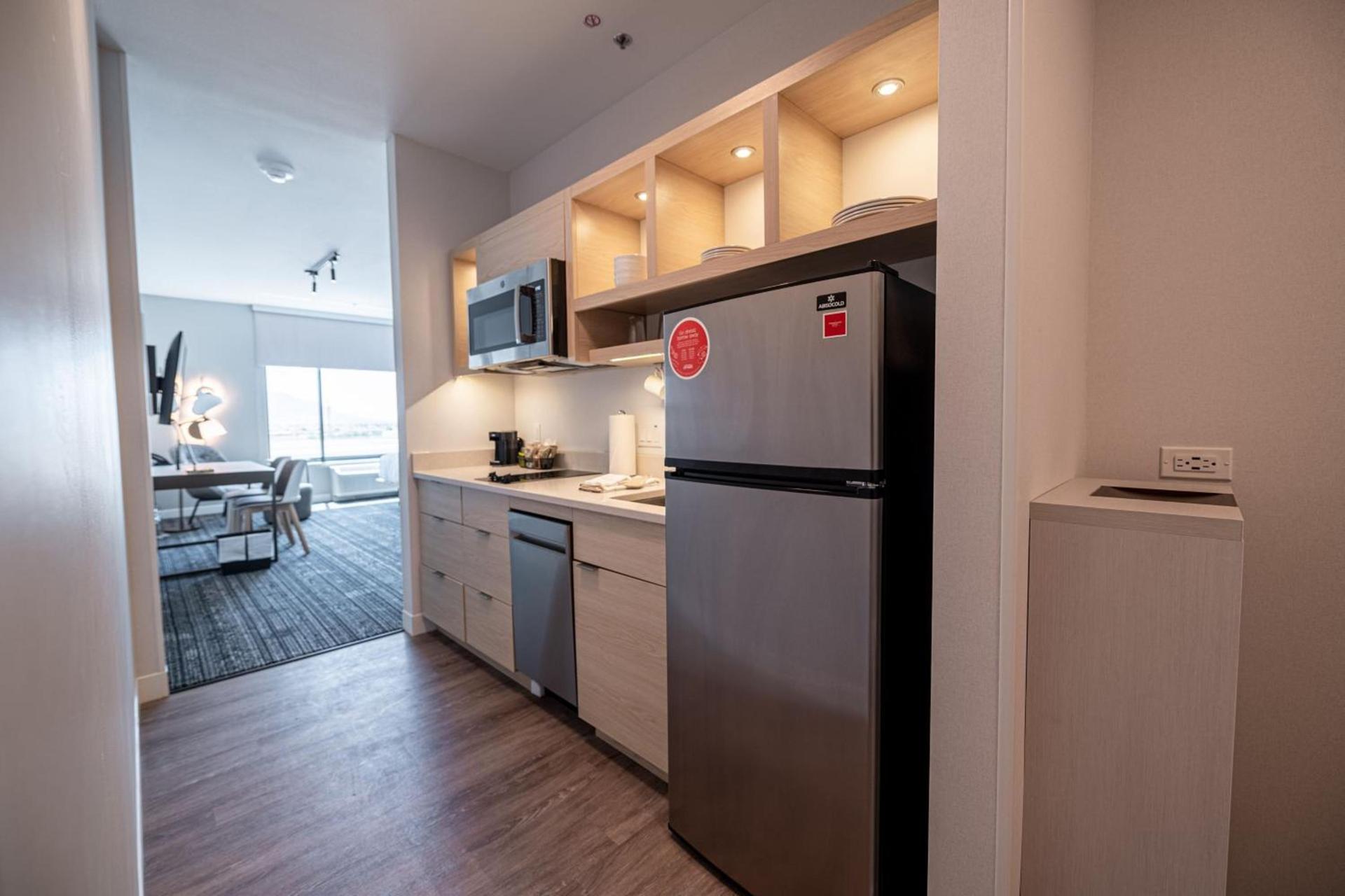 TownePlace Suites by Marriott Las Vegas North I-15 photo 27