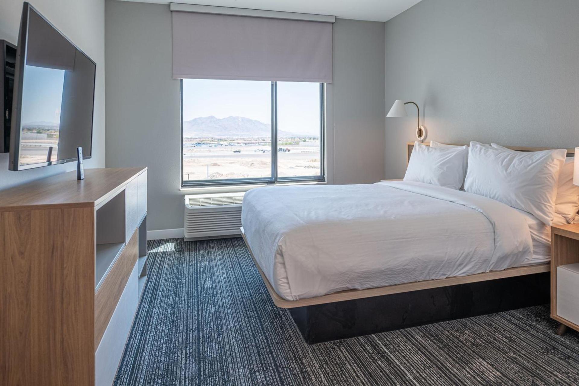 TownePlace Suites by Marriott Las Vegas North I-15 photo 22