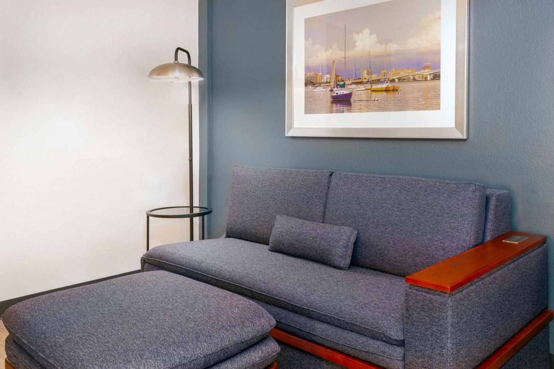 Courtyard by Marriott Sarasota at University Town Center photo 11