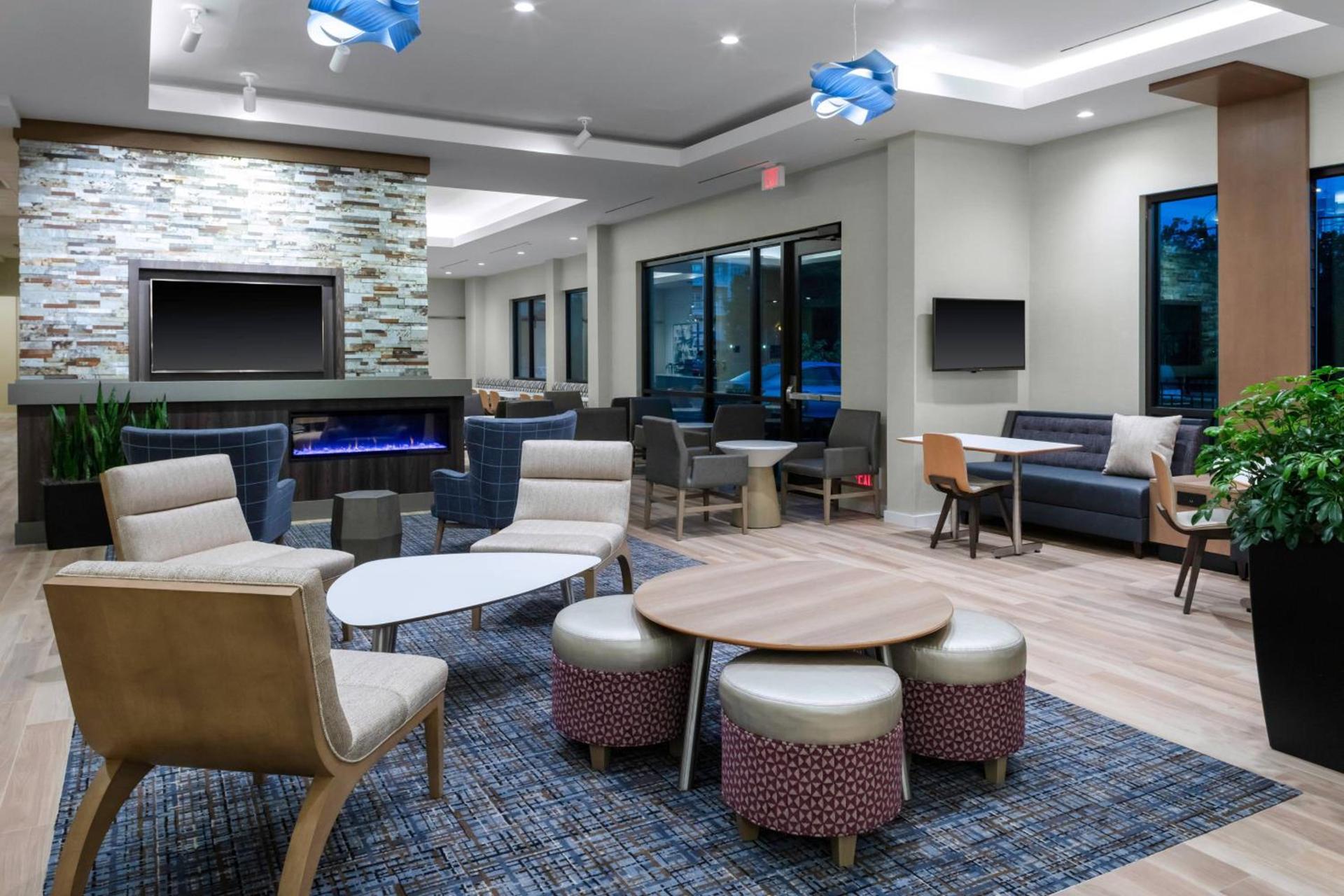 Residence Inn by Marriott Virginia Beach Town Center photo 3
