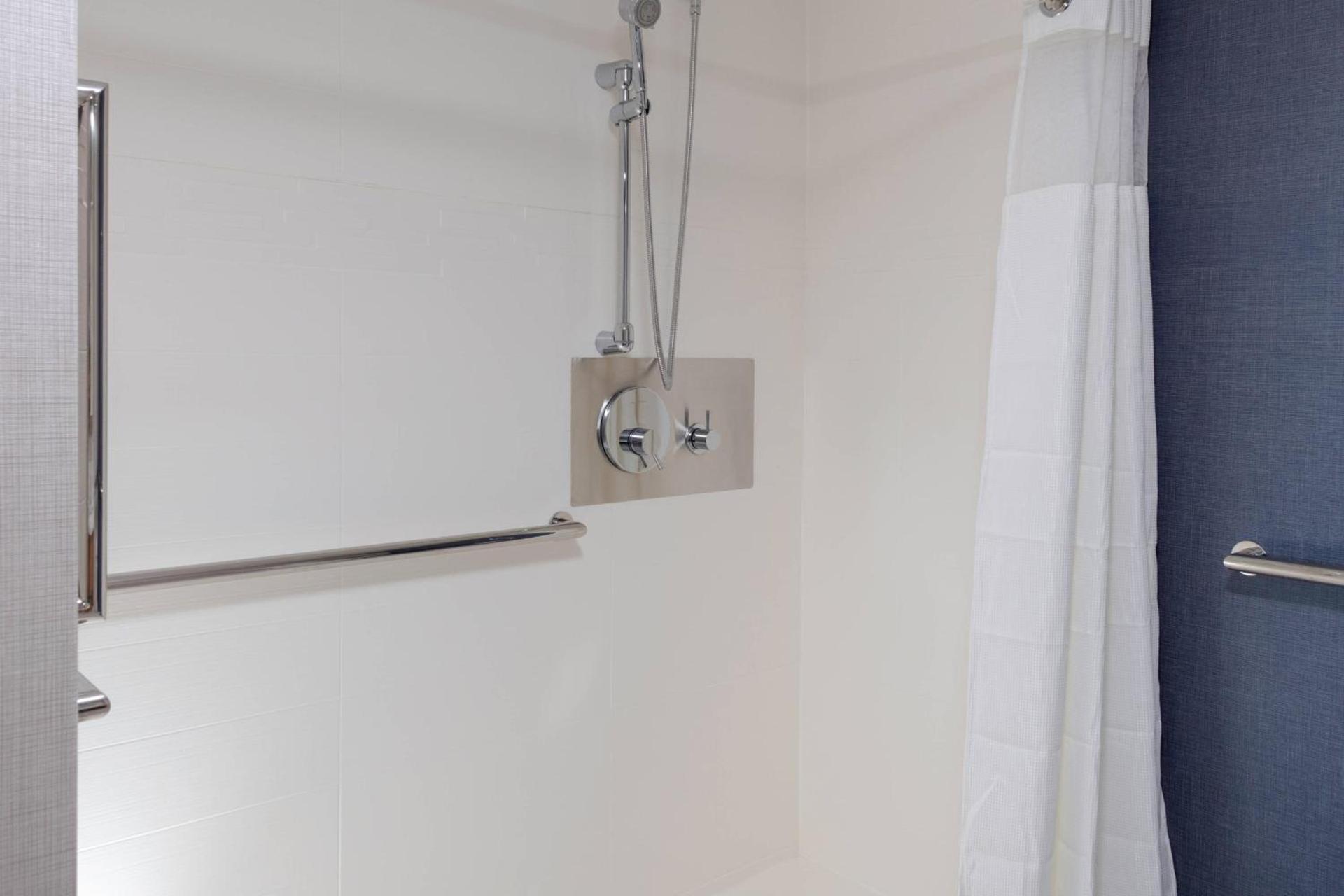 Residence Inn by Marriott Virginia Beach Town Center photo 16