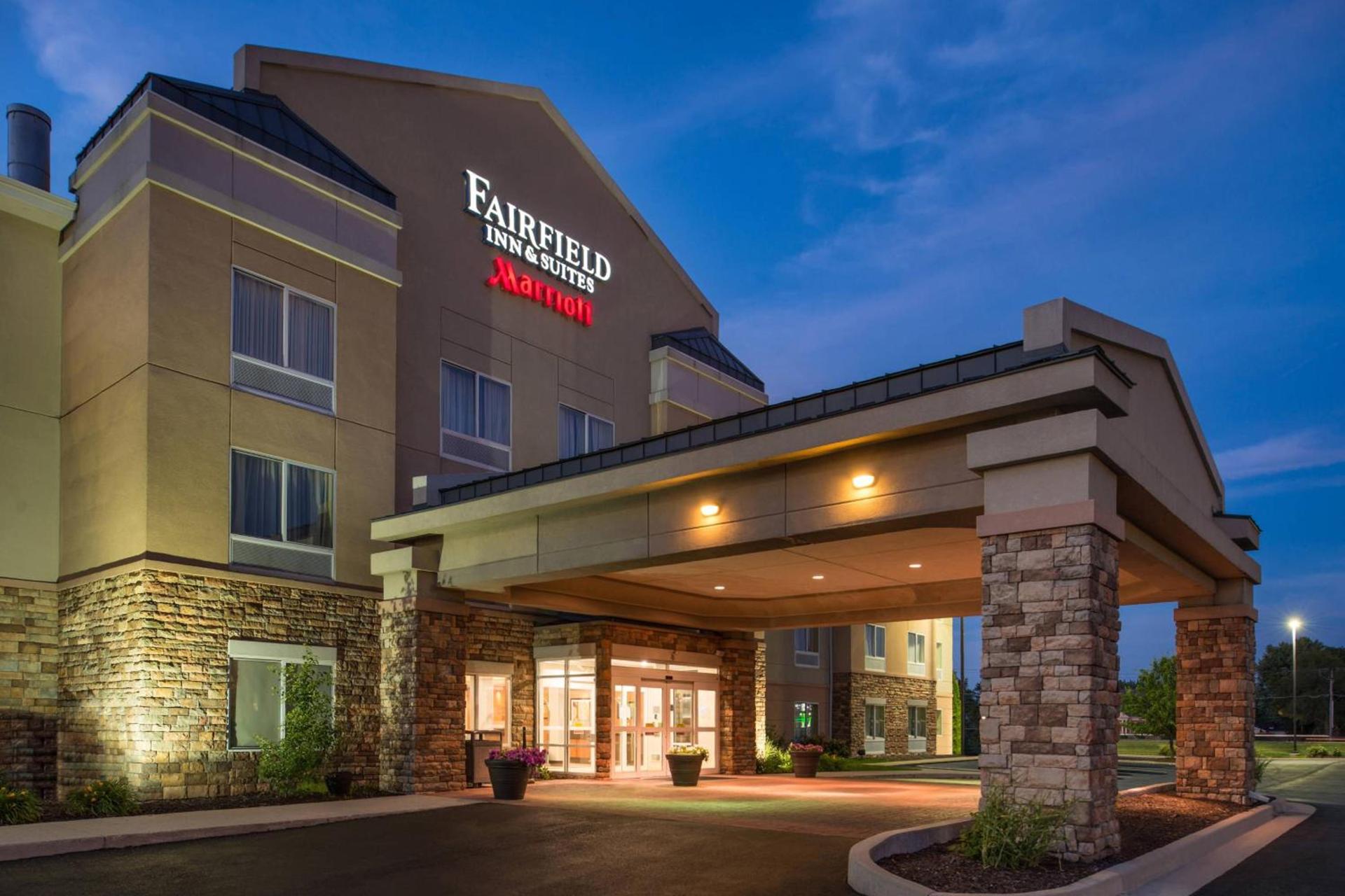 Fairfield Inn and Suites by Marriott Fort Wayne photo 2