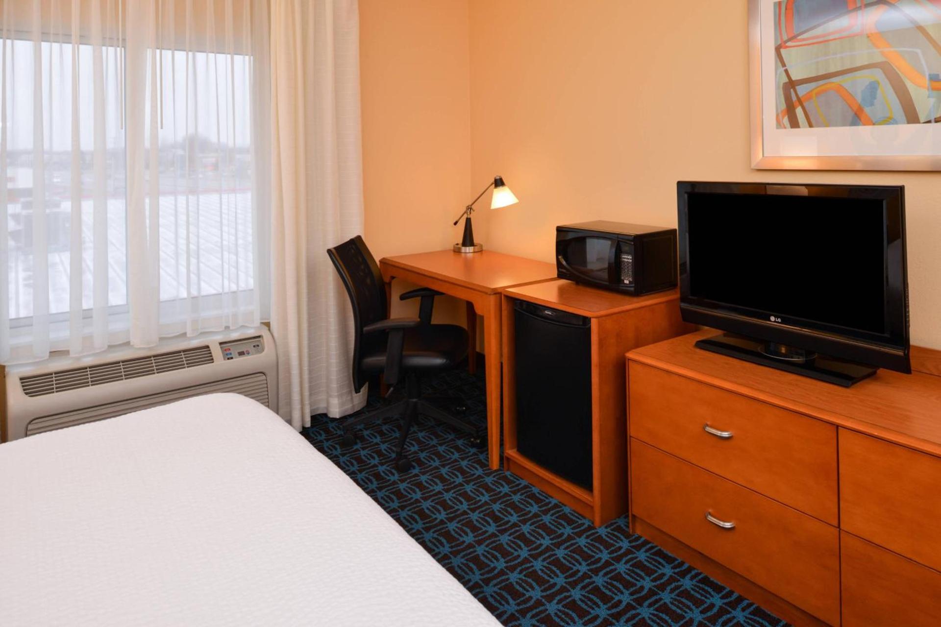 Fairfield Inn and Suites by Marriott Fort Wayne photo 10