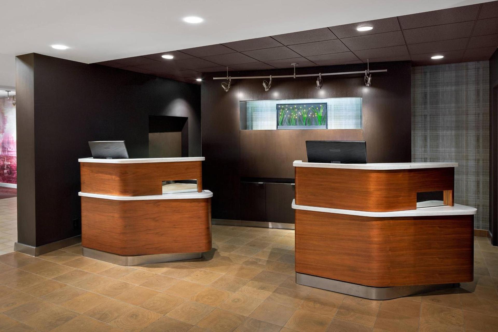 Courtyard by Marriott Pittsburgh Airport photo 2