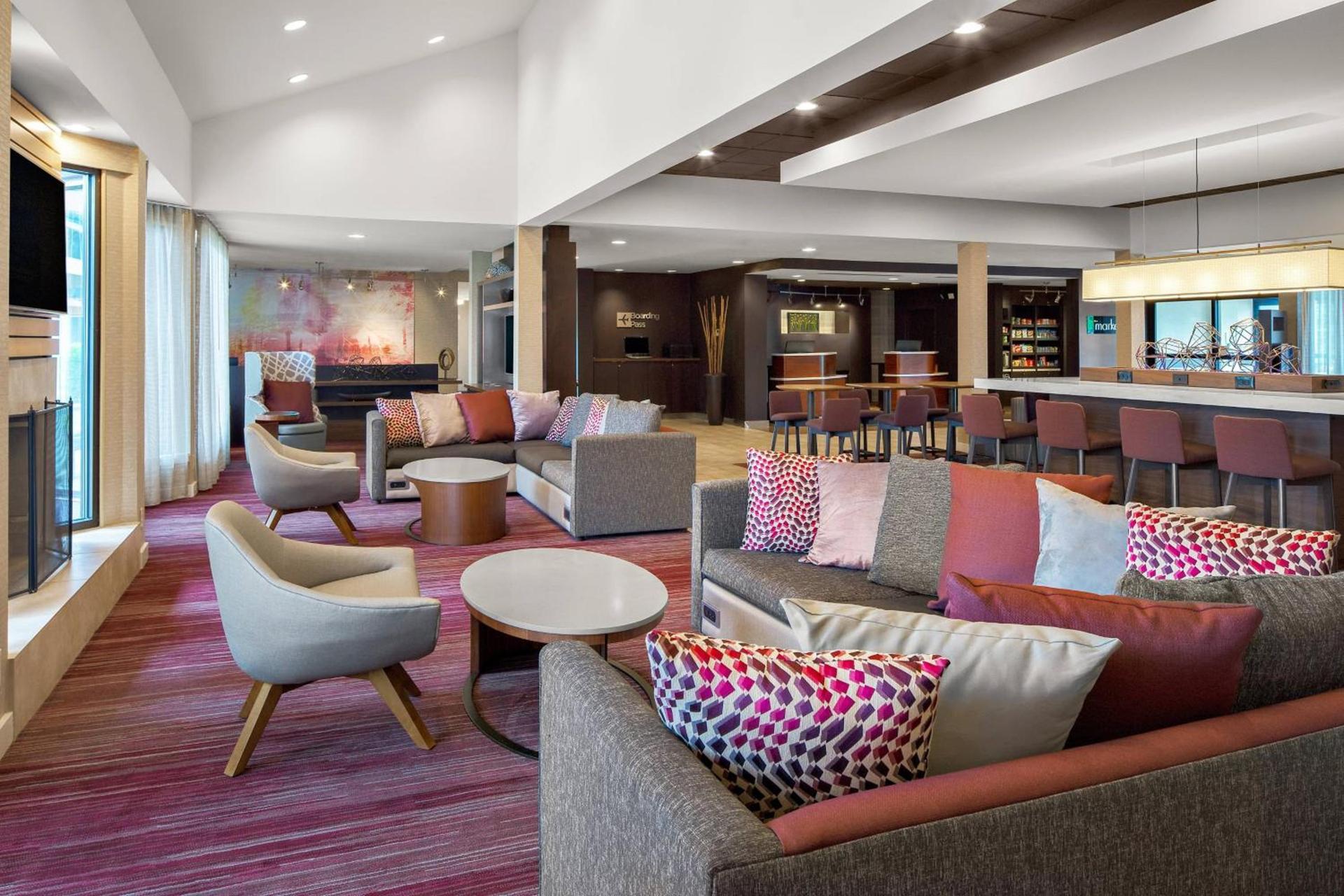 Courtyard by Marriott Pittsburgh Airport photo 32