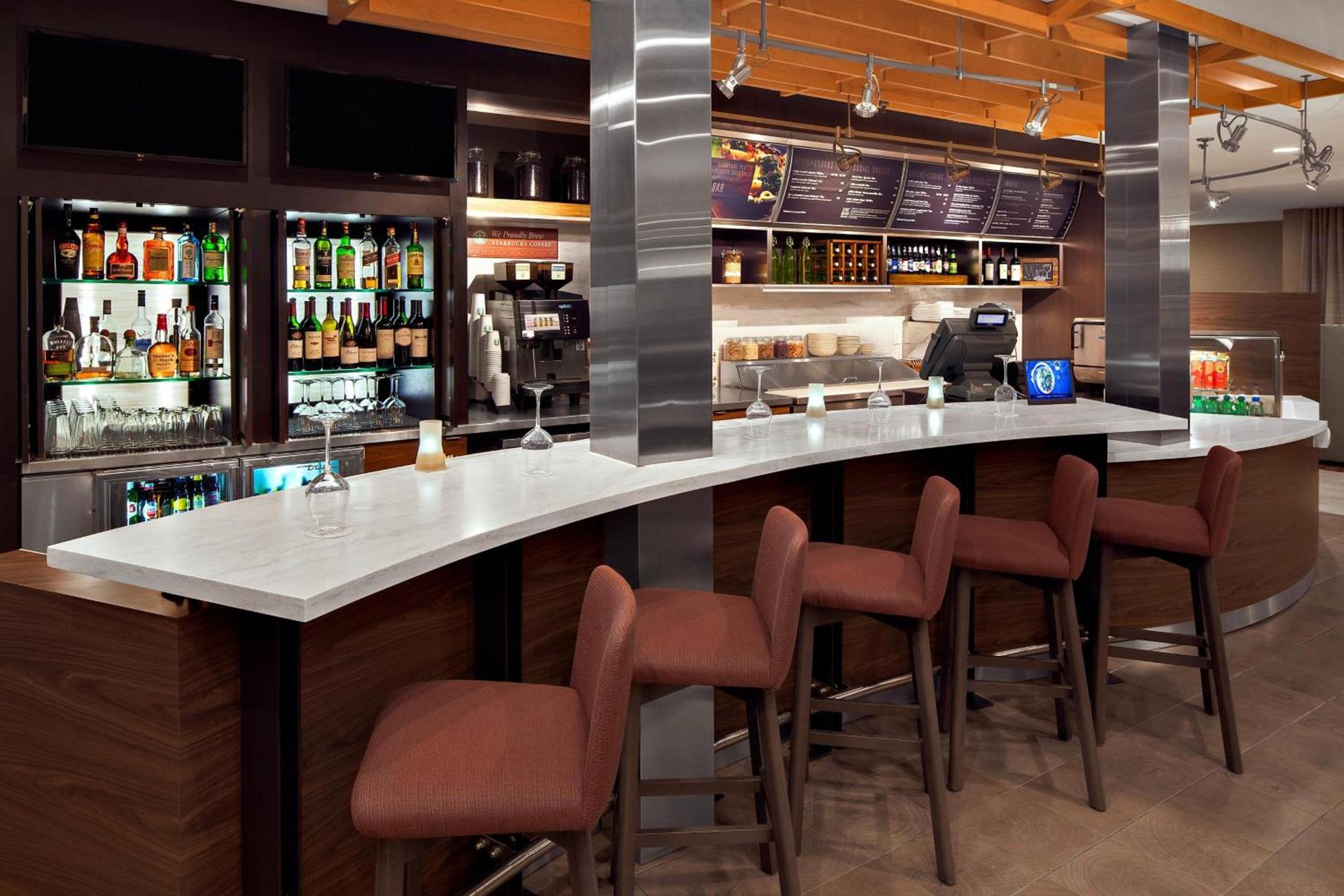 Courtyard by Marriott Pittsburgh Airport photo 19
