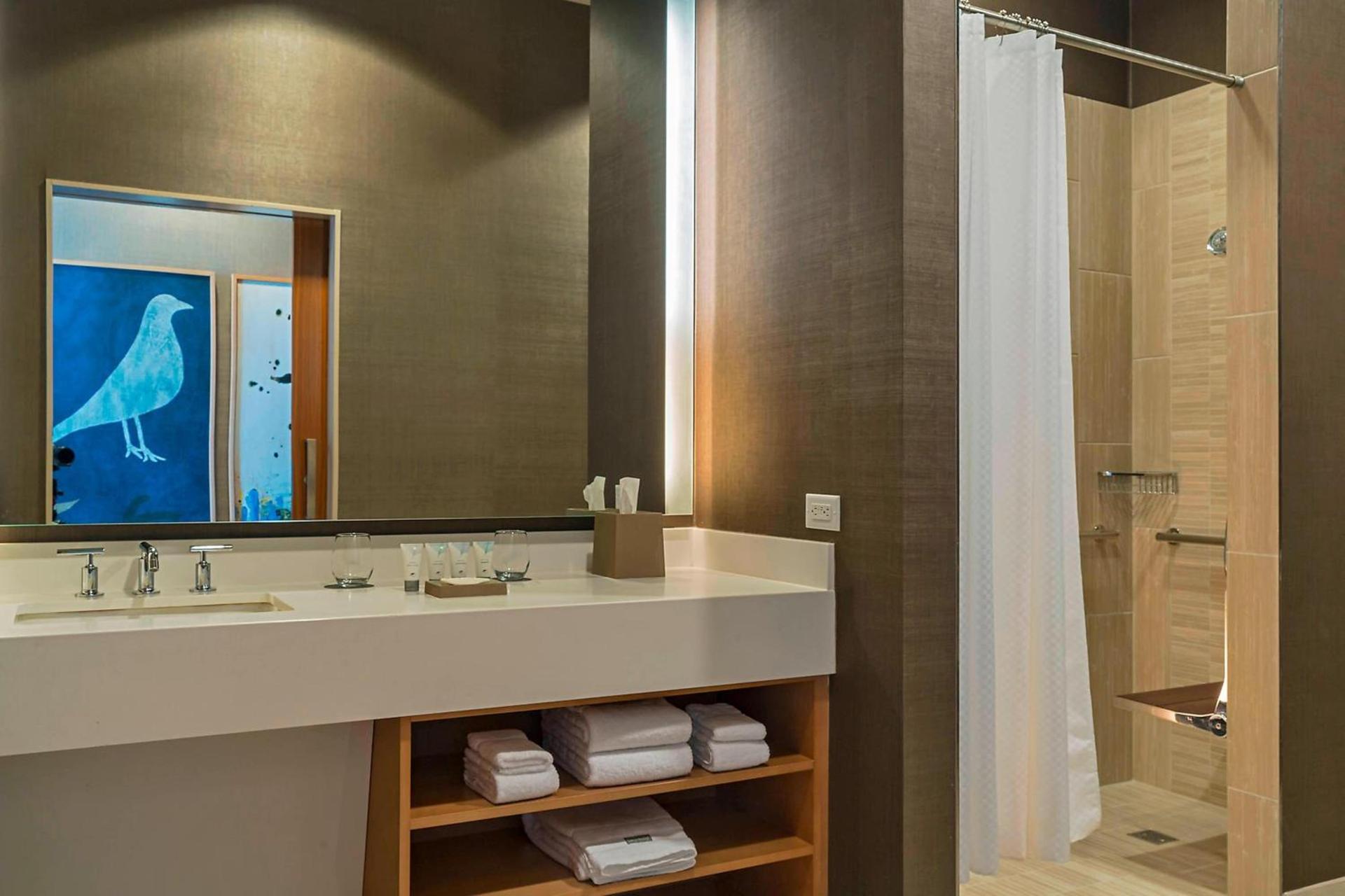 The Westin at The Woodlands photo 40