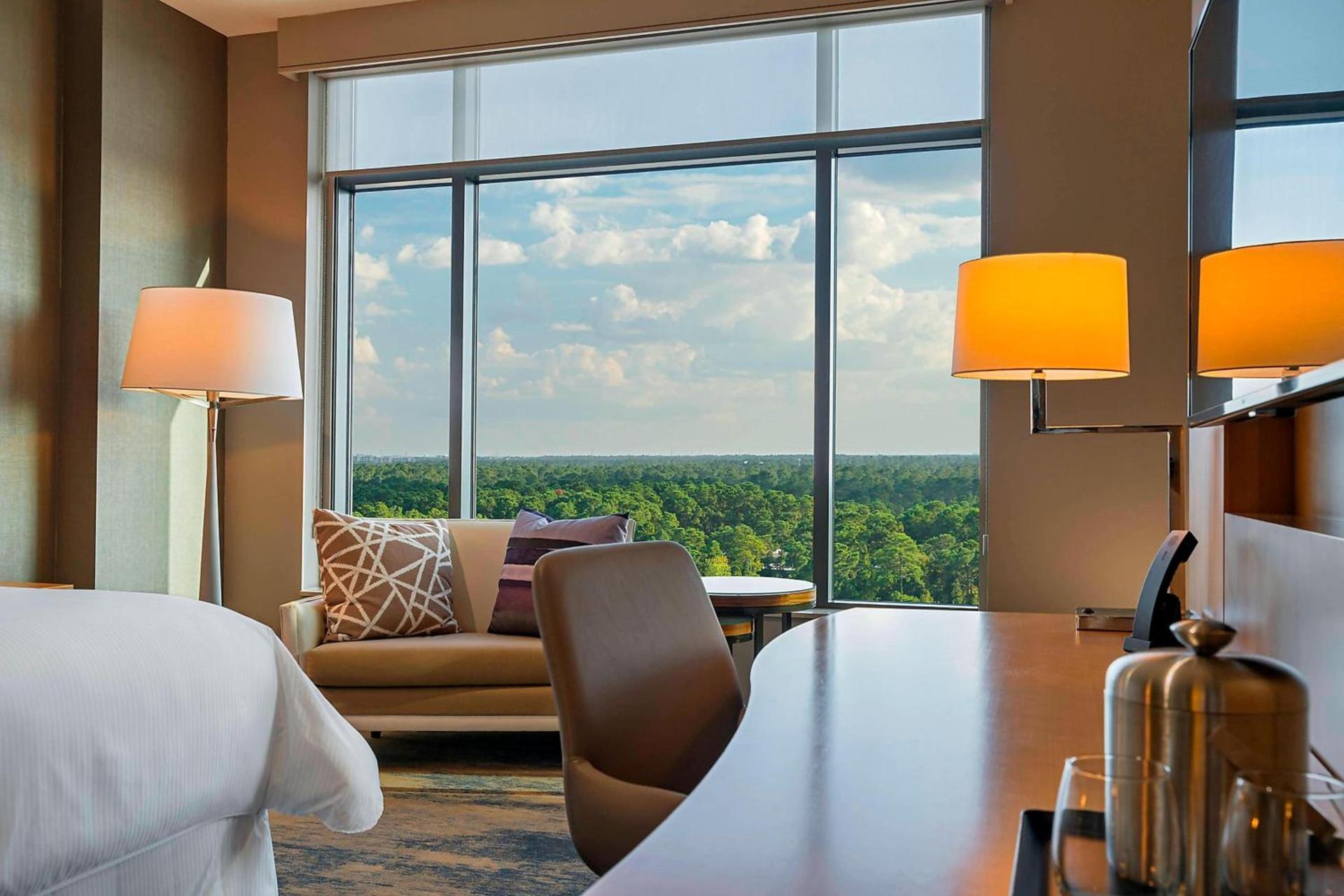 The Westin at The Woodlands photo 29