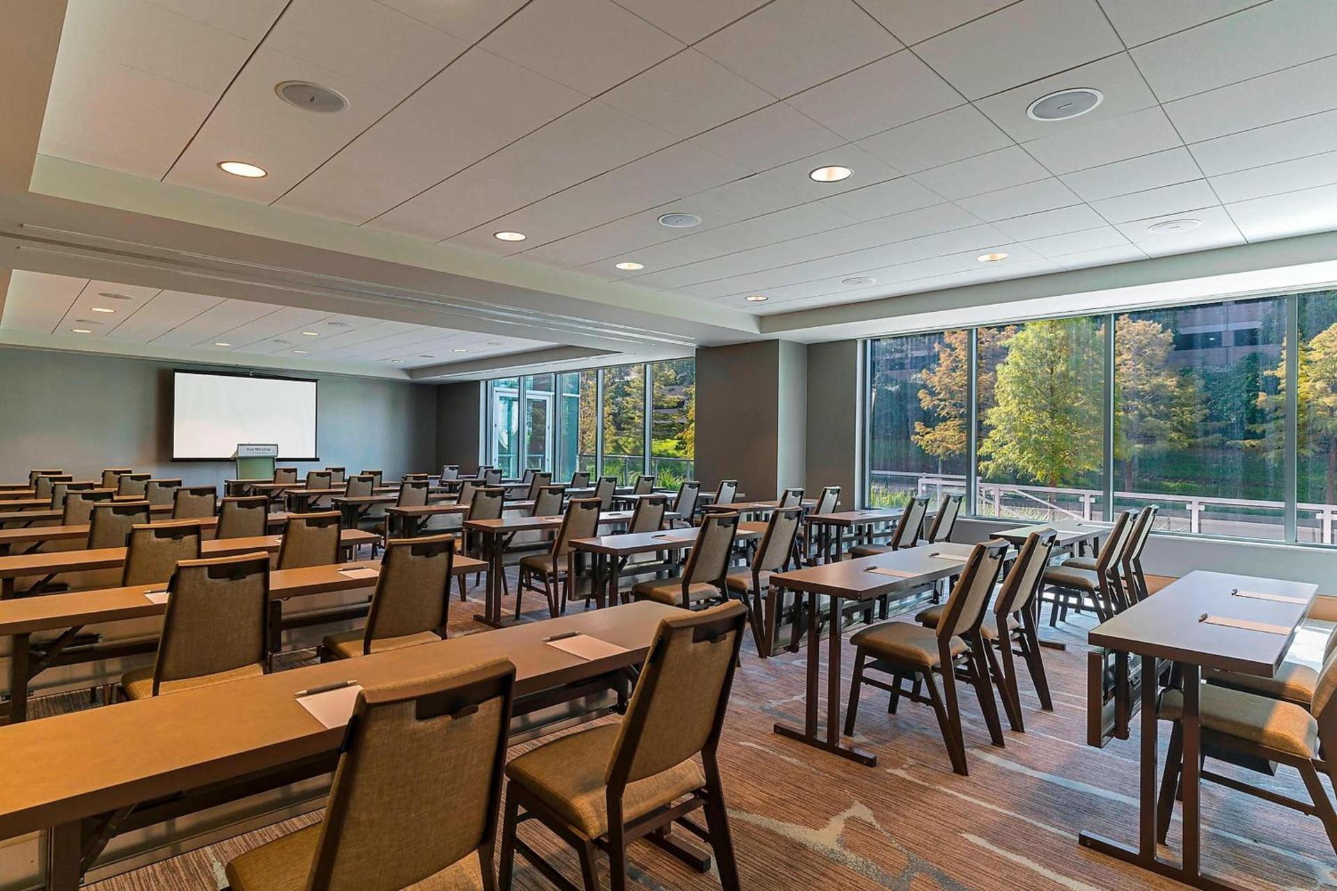The Westin at The Woodlands photo 81