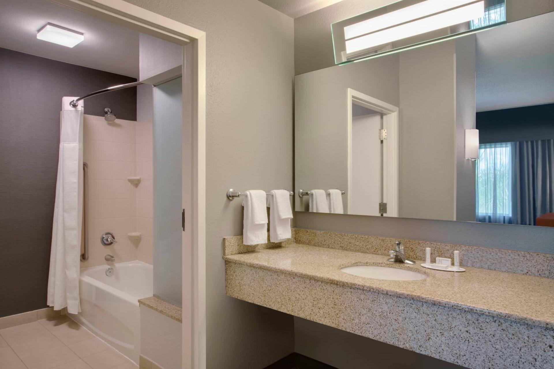 Courtyard Fort Lauderdale SW Miramar photo 28
