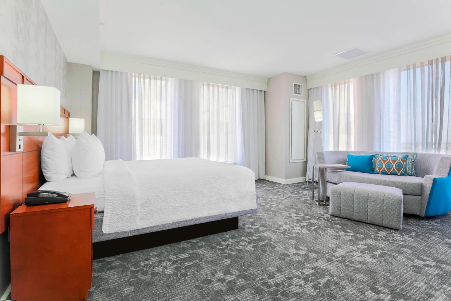 Courtyard by Marriott Amarillo Downtown photo 14
