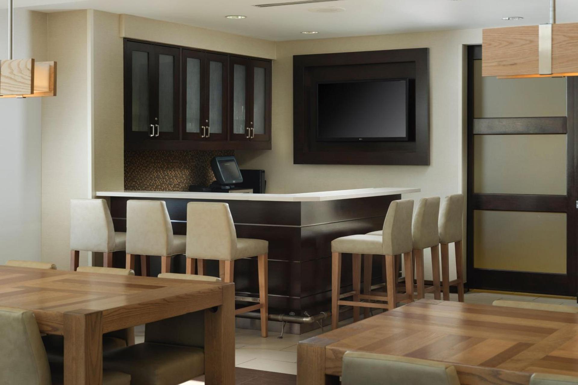 Residence Inn by Marriott Grand Rapids Airport photo 21