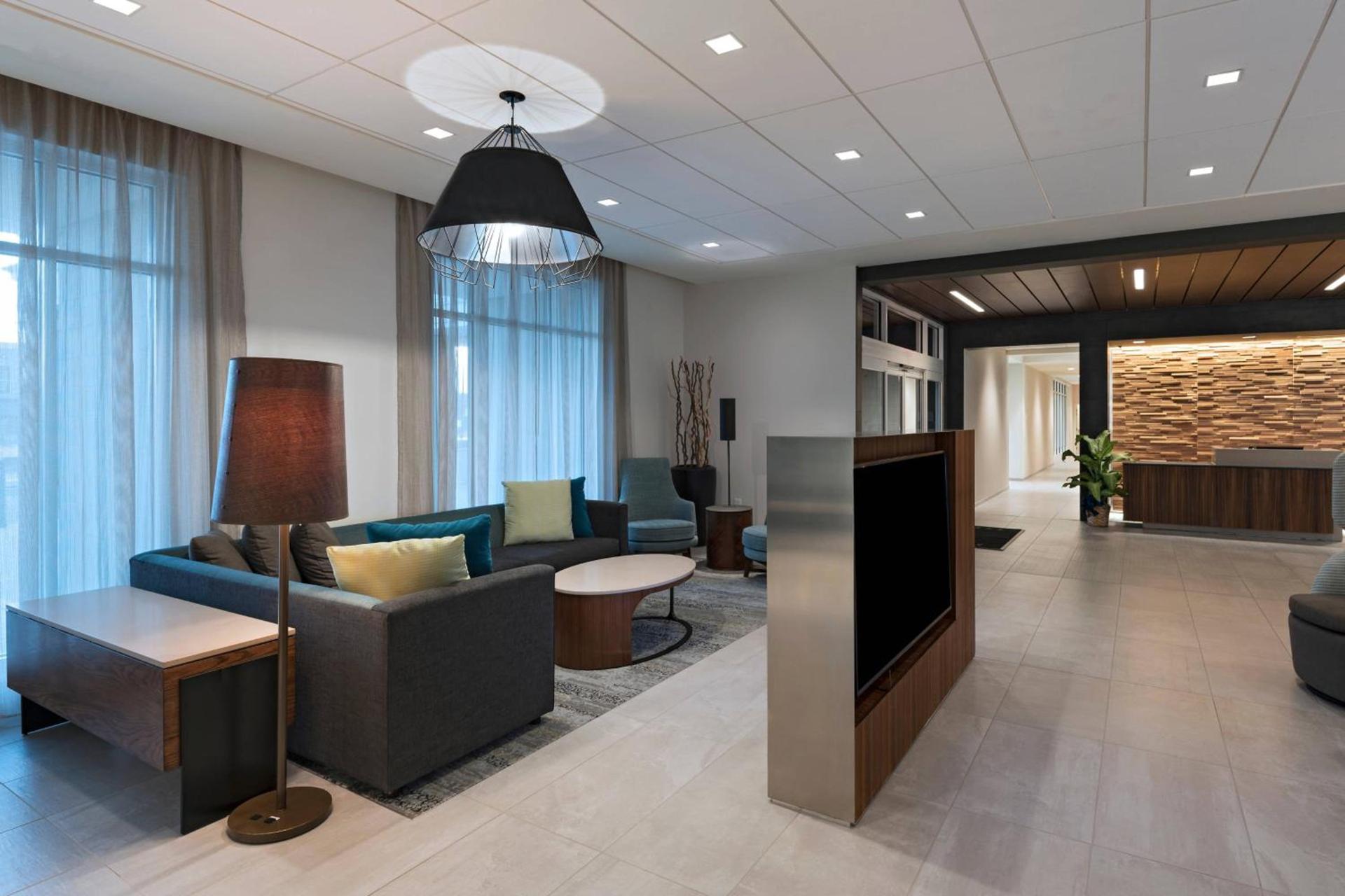 Courtyard by Marriott Jackson Madison photo 4