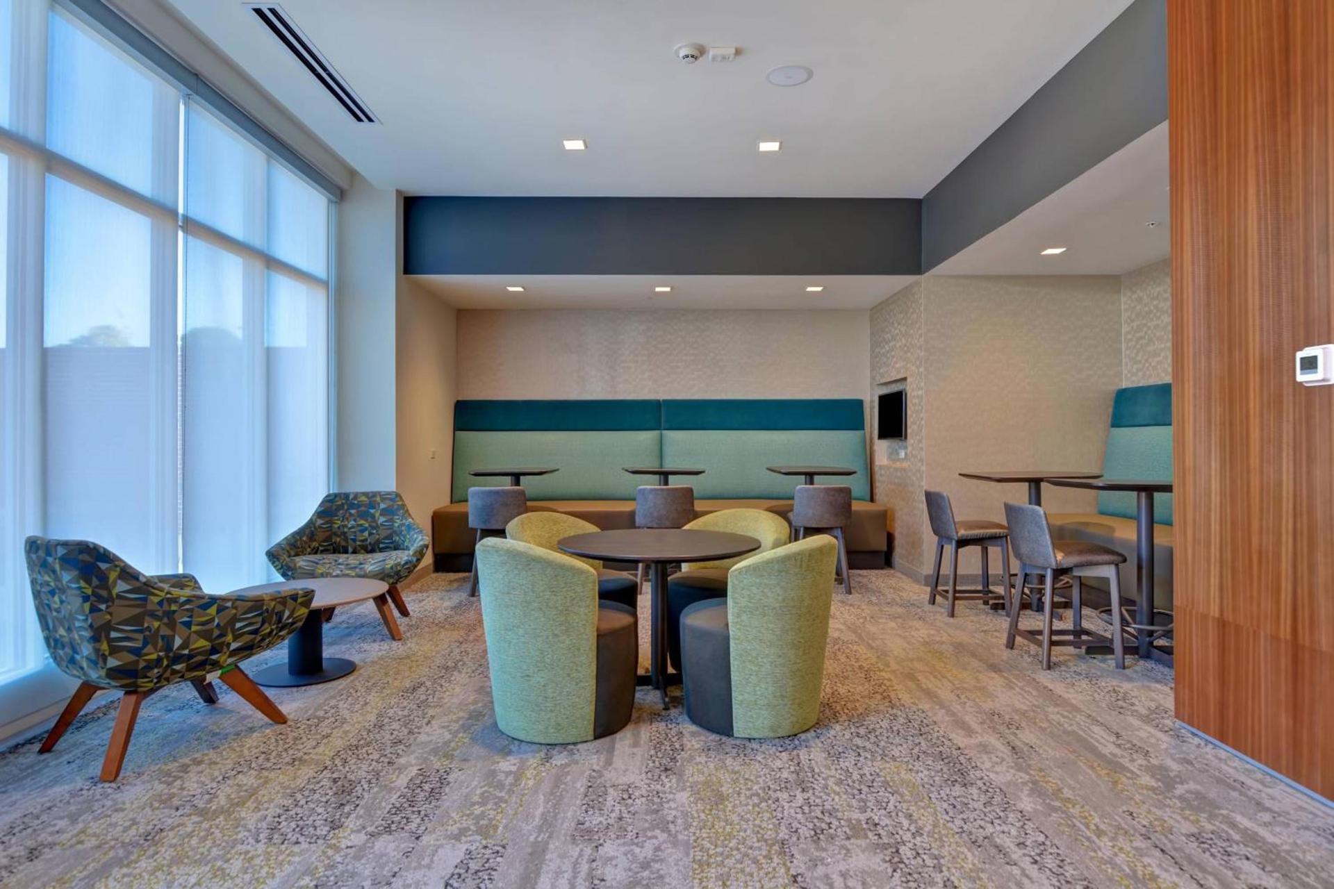 Courtyard by Marriott Jackson Madison photo 33