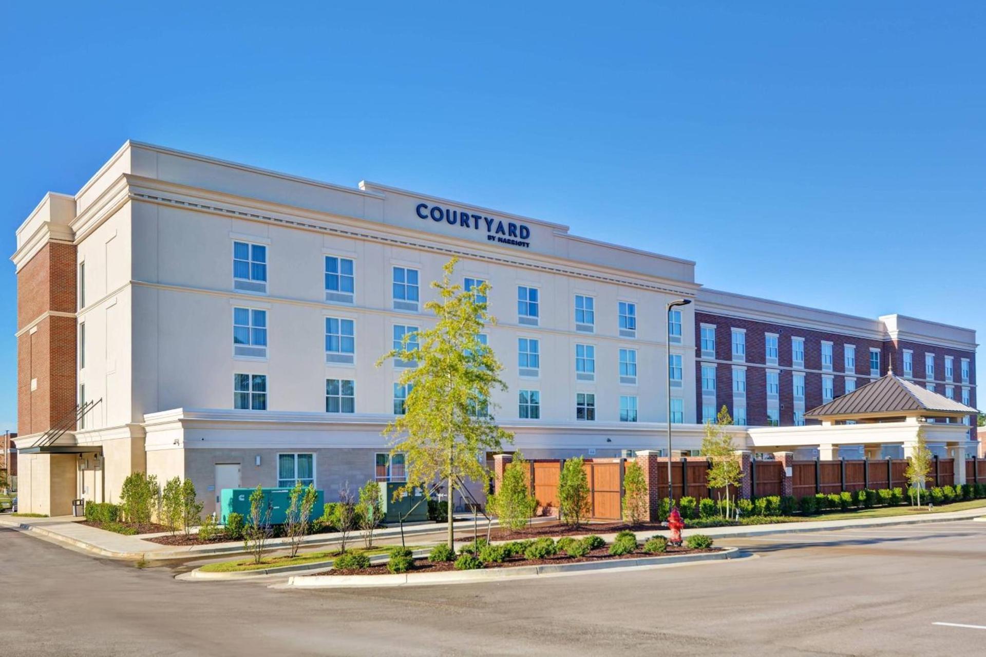 Courtyard by Marriott Jackson Madison photo 1