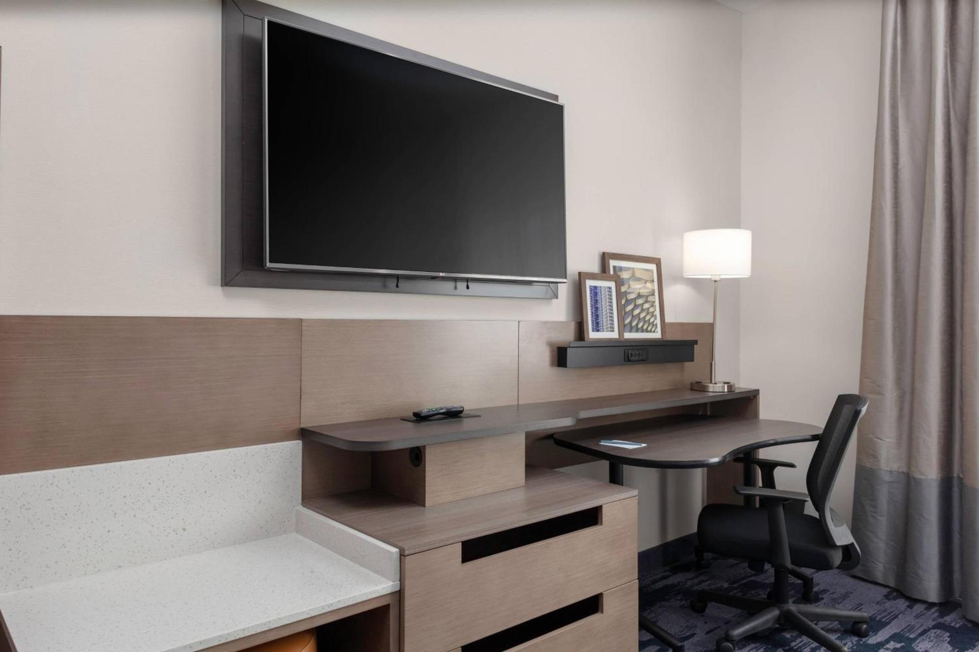 Fairfield Inn & Suites Charlotte Pineville photo 10