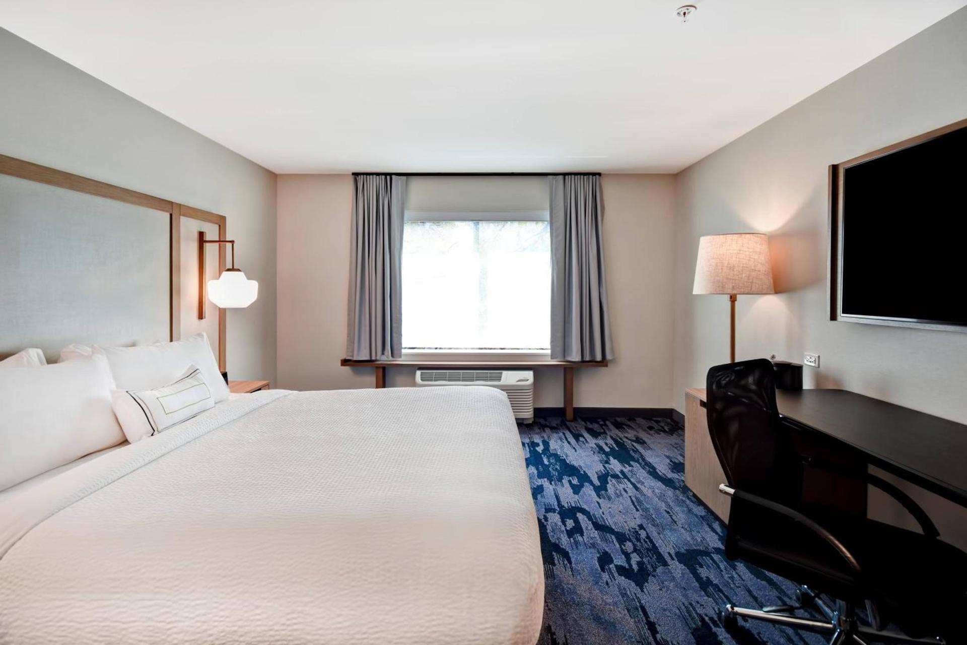 Fairfield Inn & Suites by Marriott Plymouth photo 9
