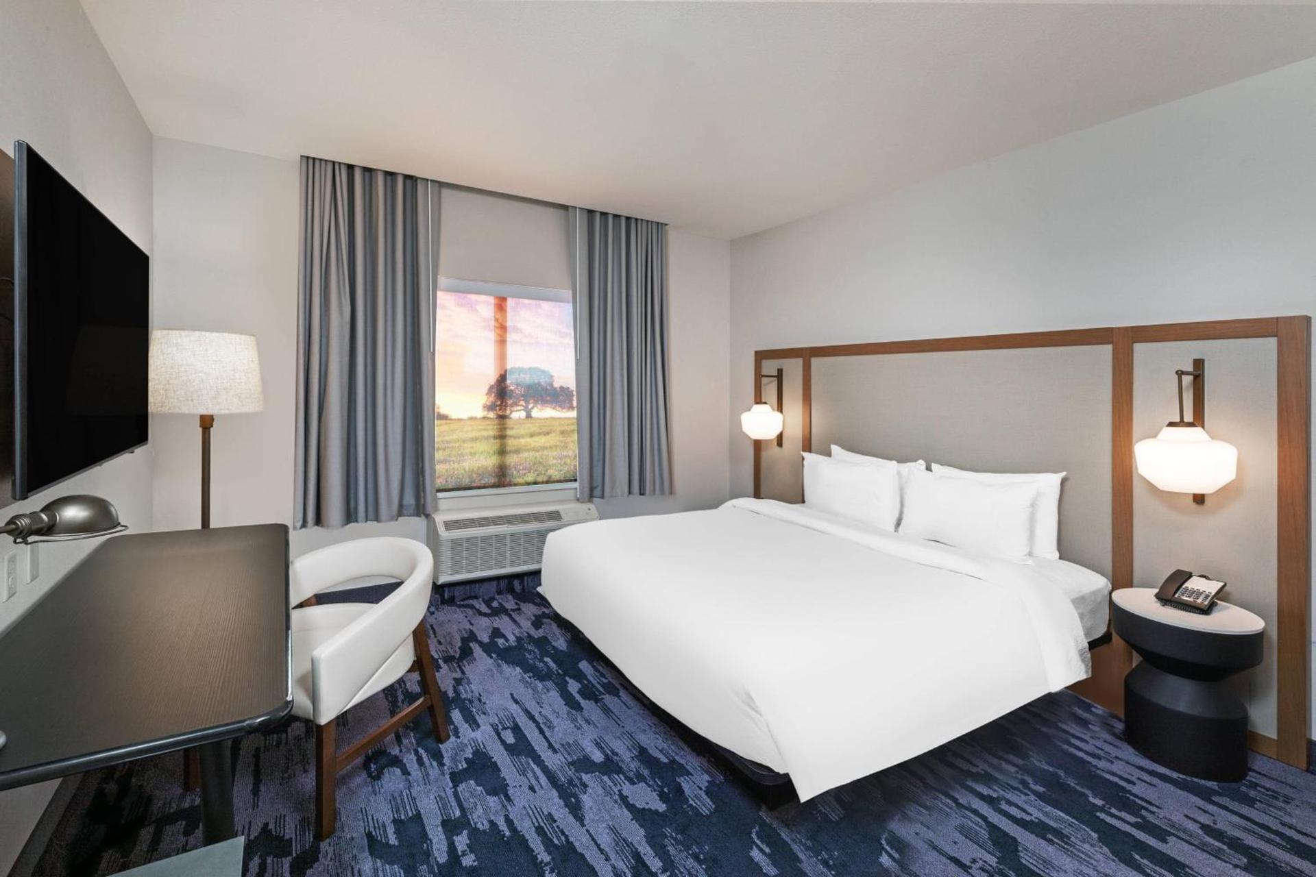 Fairfield Inn & Suites Houston Memorial City Area photo 8