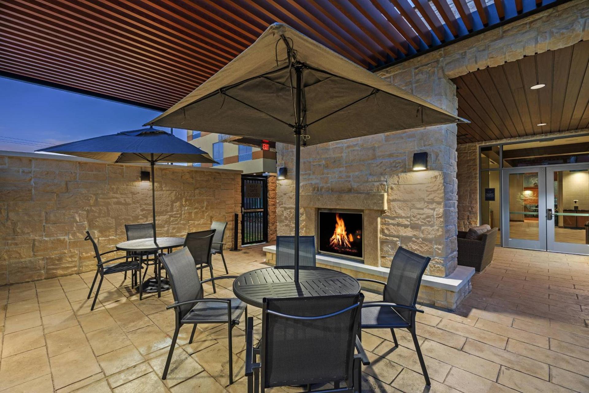 Fairfield Inn & Suites Houston Memorial City Area photo 20