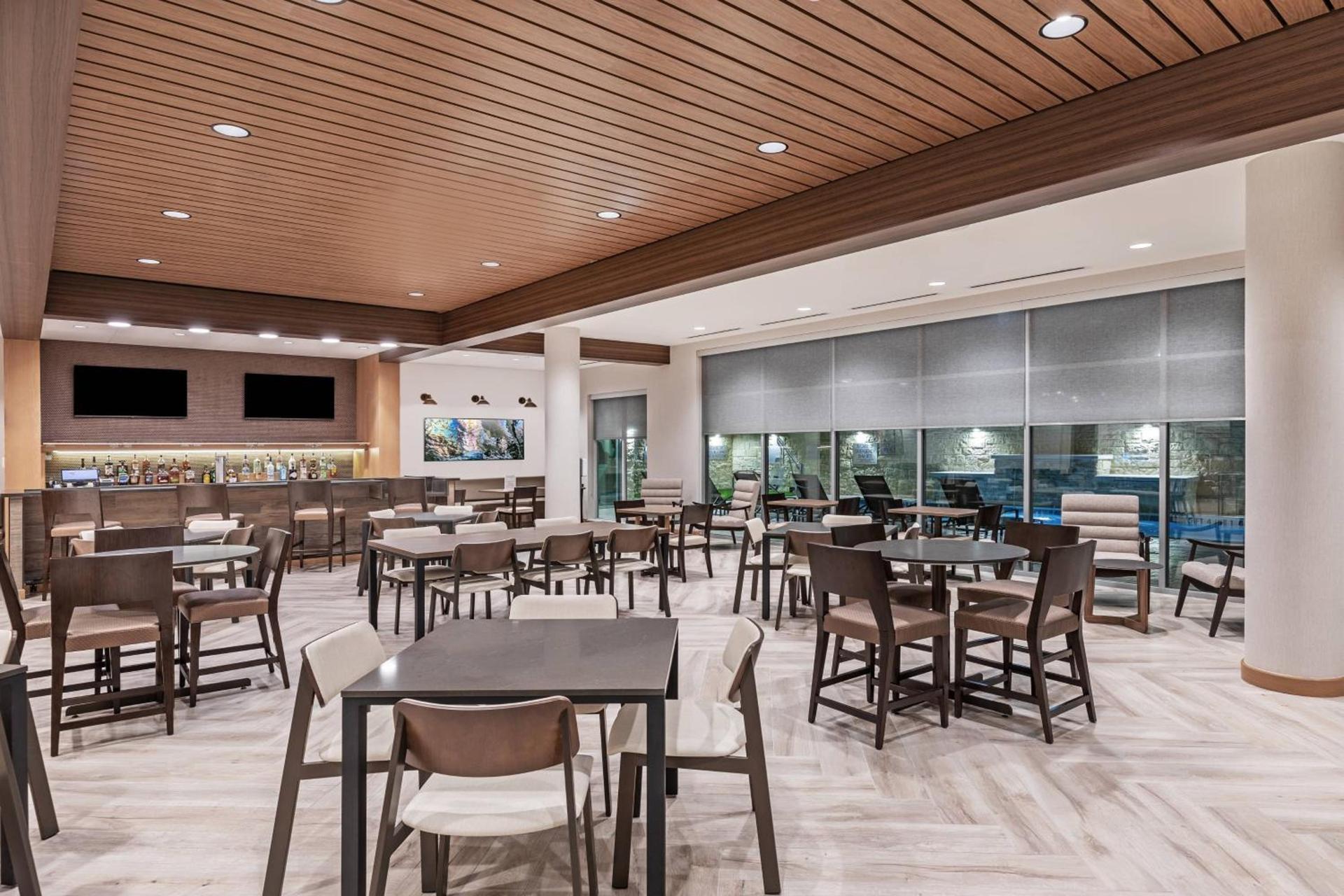 Fairfield Inn & Suites Houston Memorial City Area photo 25