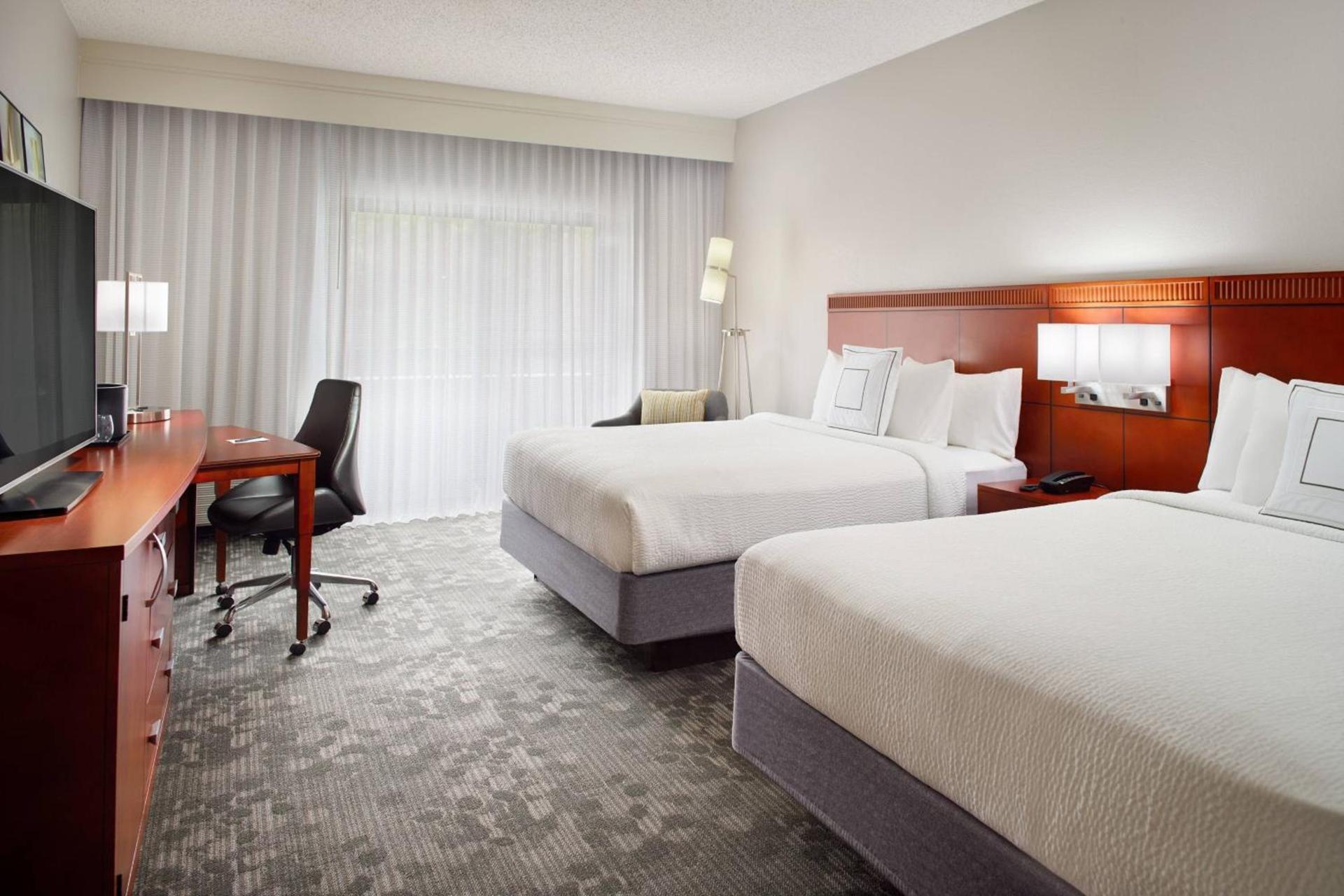 Courtyard by Marriott Raleigh Cary photo 4