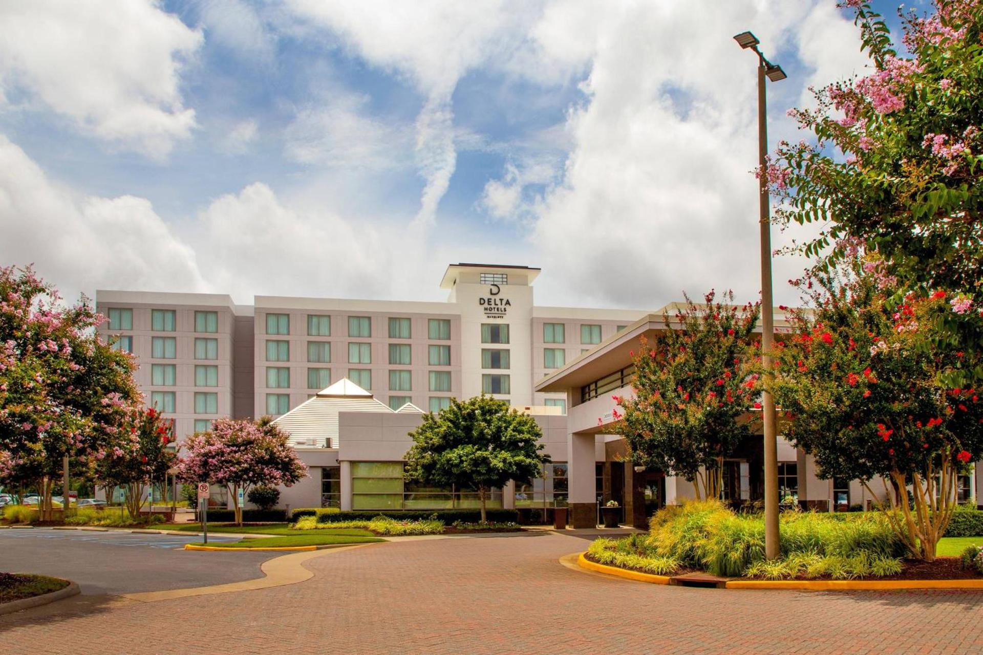 Delta Hotels by Marriott Chesapeake Norfolk photo 1