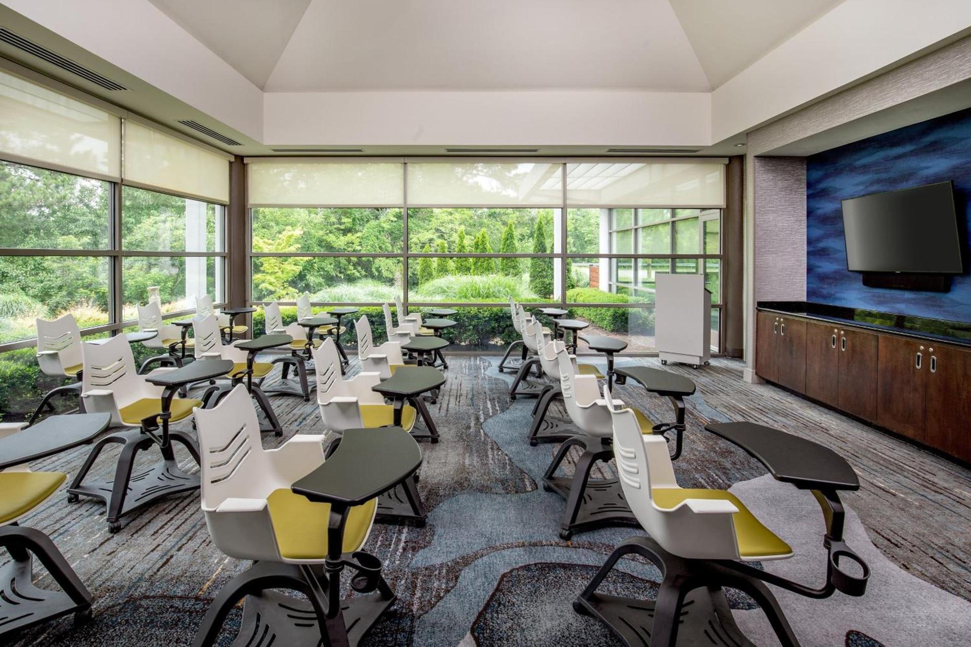 Delta Hotels by Marriott Chesapeake Norfolk photo 35
