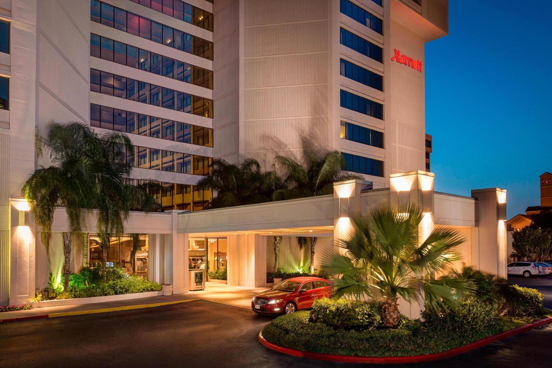 Houston Marriott Westchase photo 2