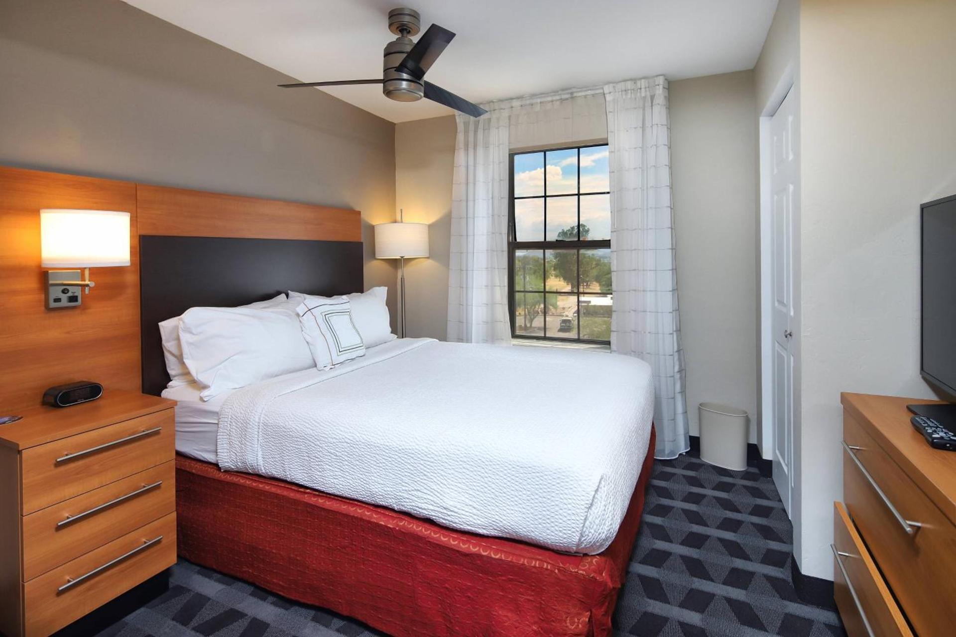 TownePlace Suites Tucson photo 10
