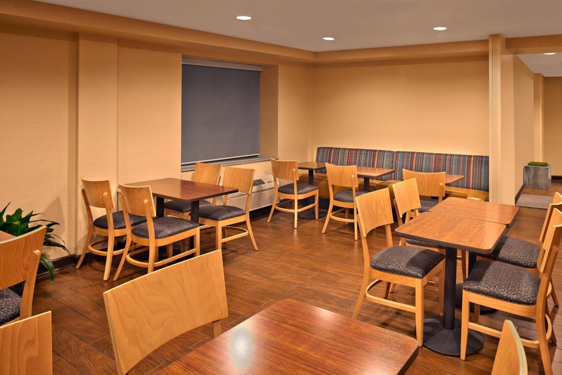 TownePlace Suites by Marriott Albany Downtown/Medical Center photo 29
