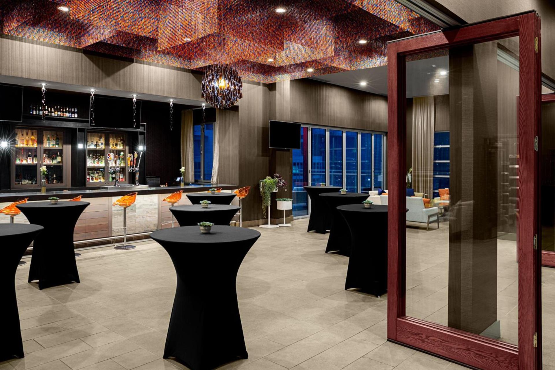 Courtyard by Marriott Dallas Downtown/Reunion District photo 31