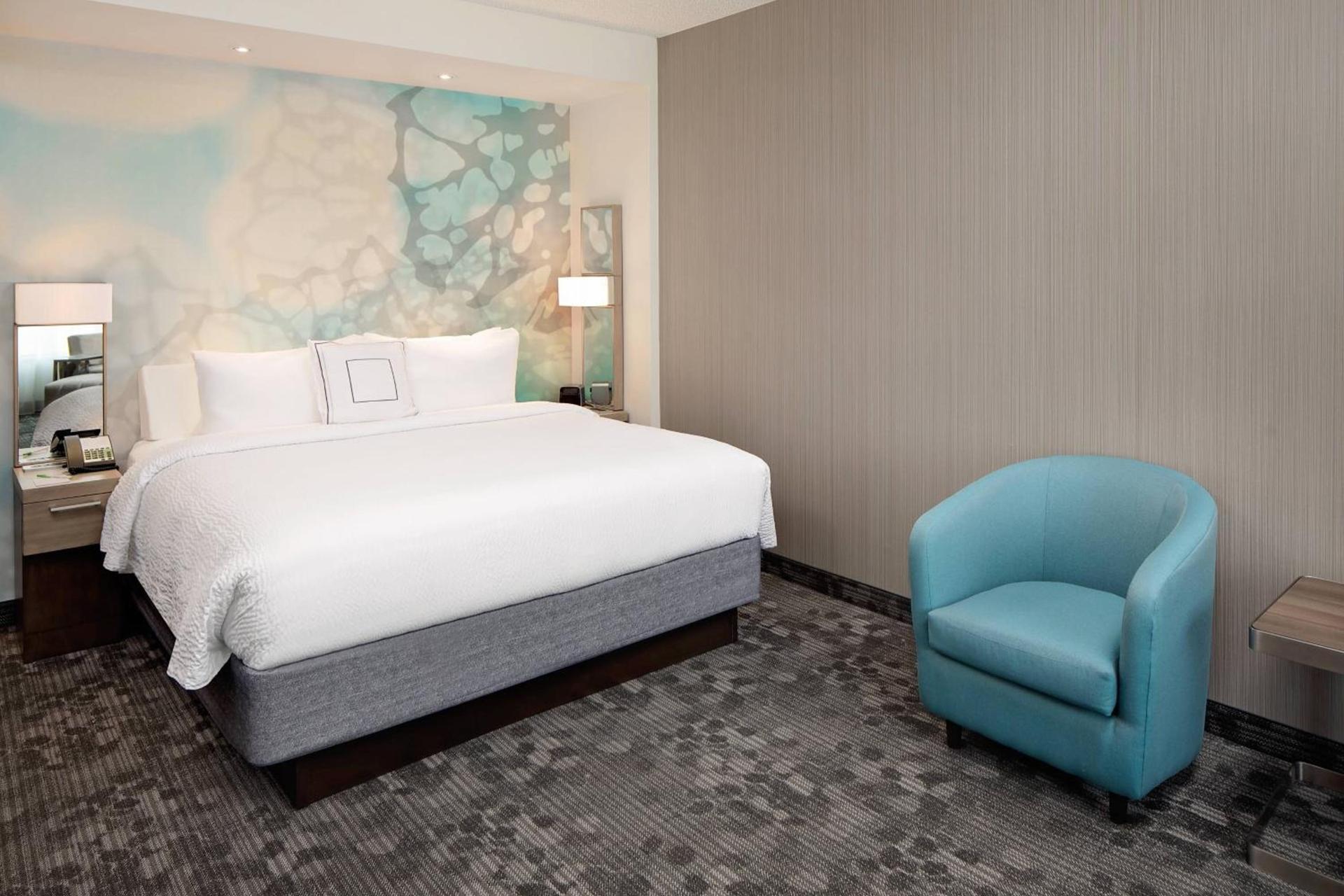 Courtyard by Marriott Dallas Downtown/Reunion District photo 14