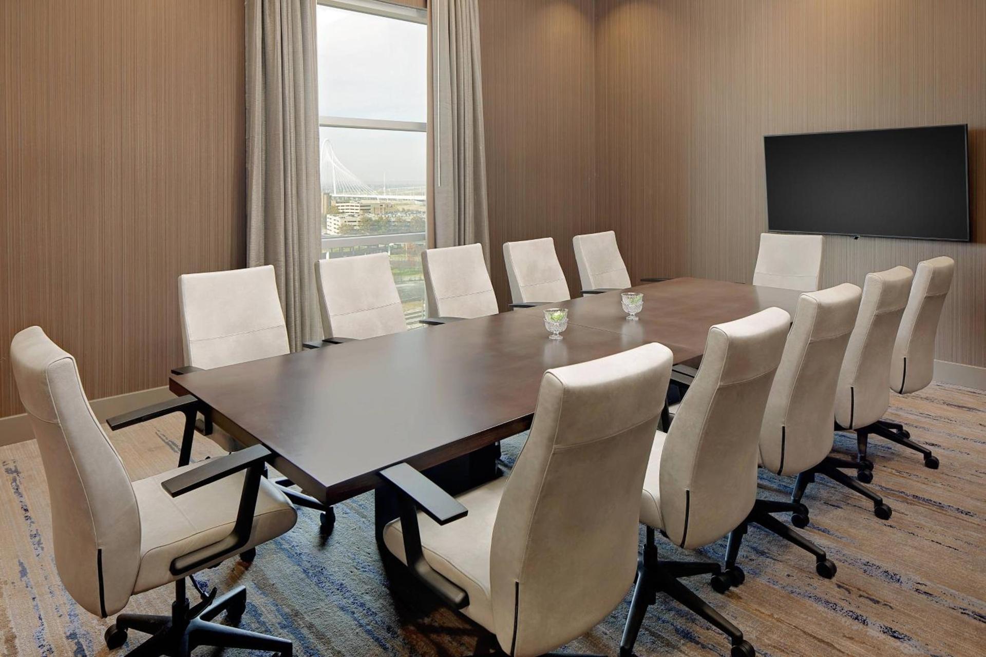 Courtyard by Marriott Dallas Downtown/Reunion District photo 44