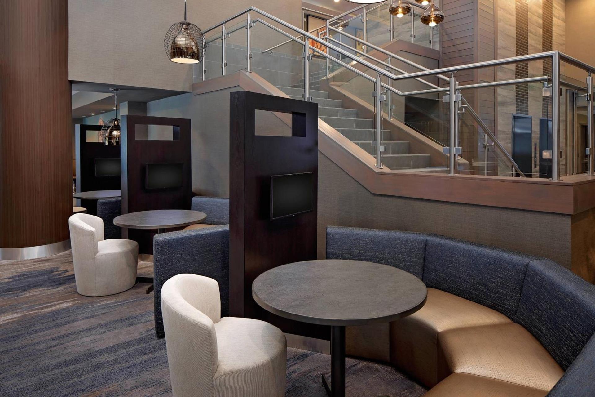 Courtyard by Marriott Dallas Downtown/Reunion District photo 20