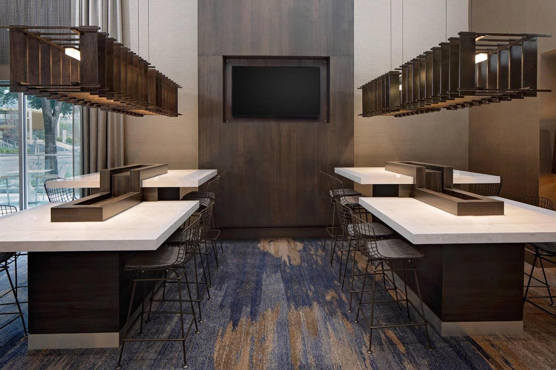 Courtyard by Marriott Dallas Downtown/Reunion District photo 22