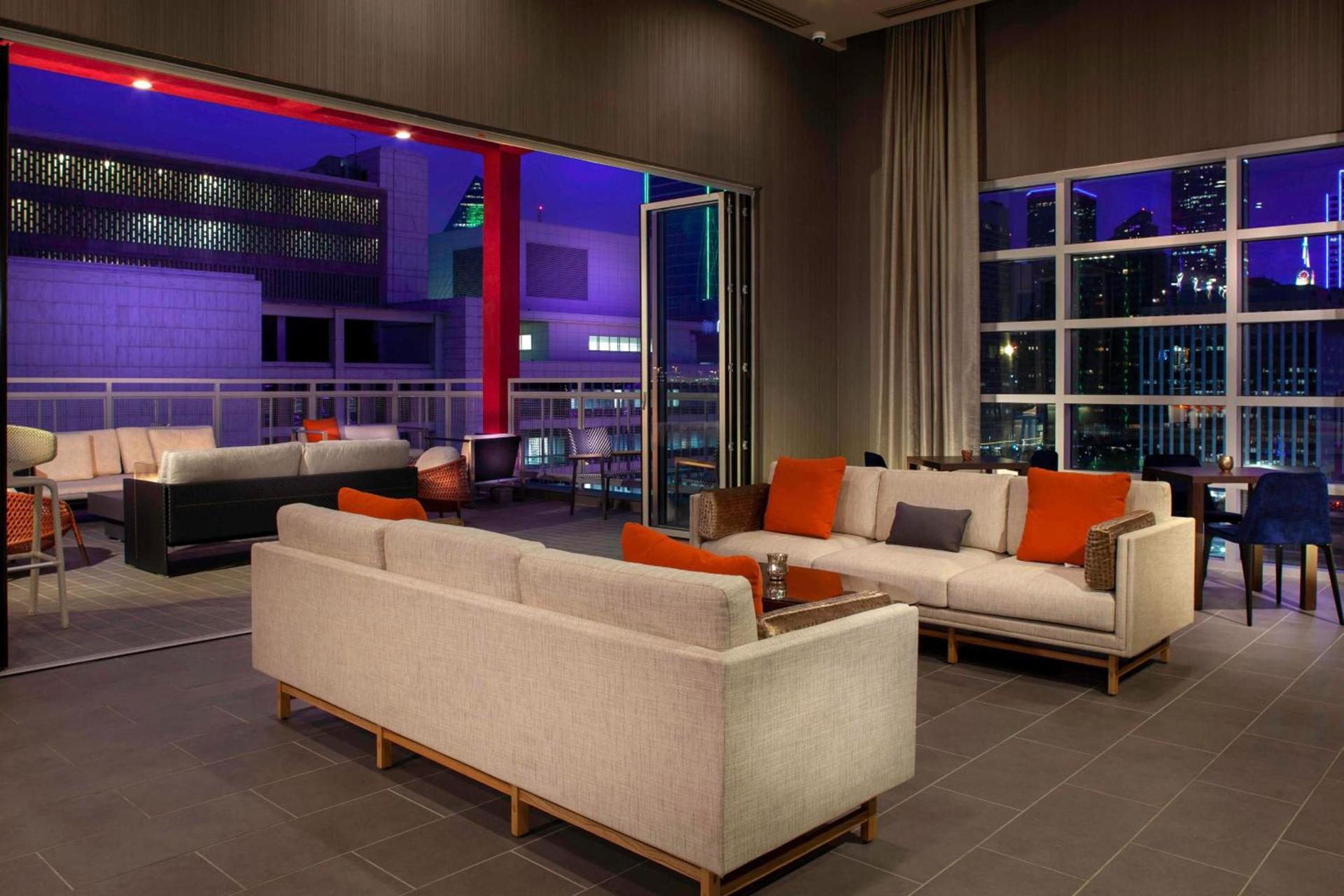 Courtyard by Marriott Dallas Downtown/Reunion District photo 29