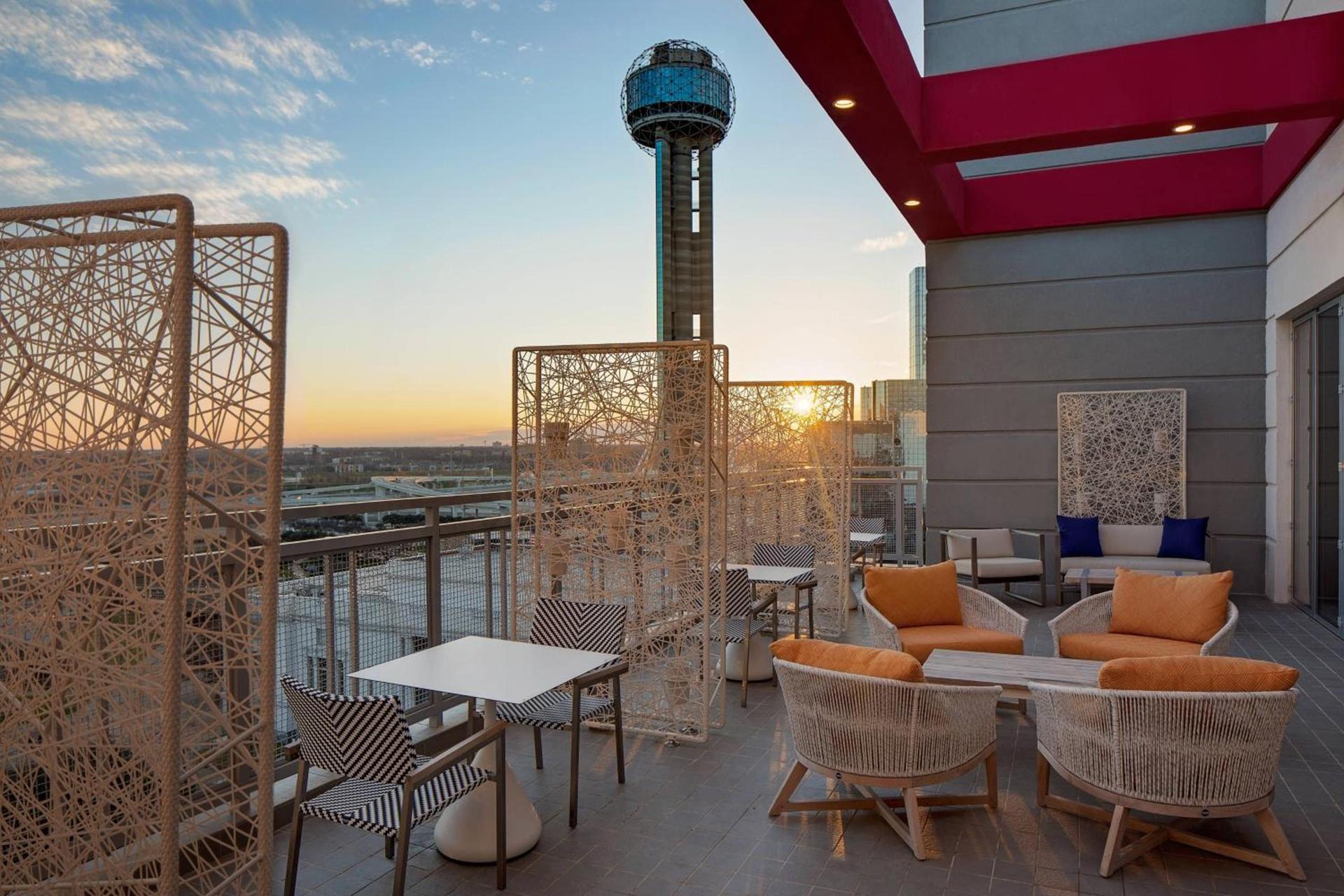 Courtyard by Marriott Dallas Downtown/Reunion District photo 35