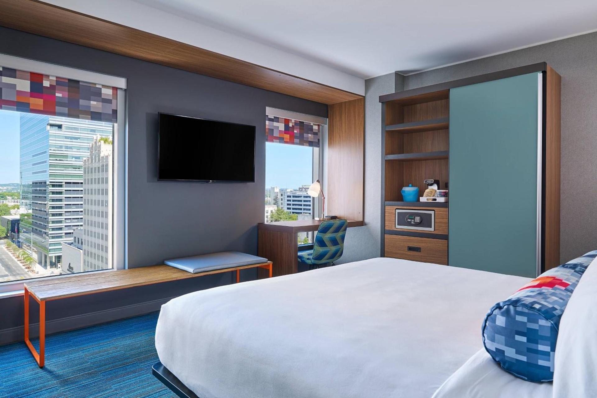Aloft by Marriott Austin Downtown photo 9