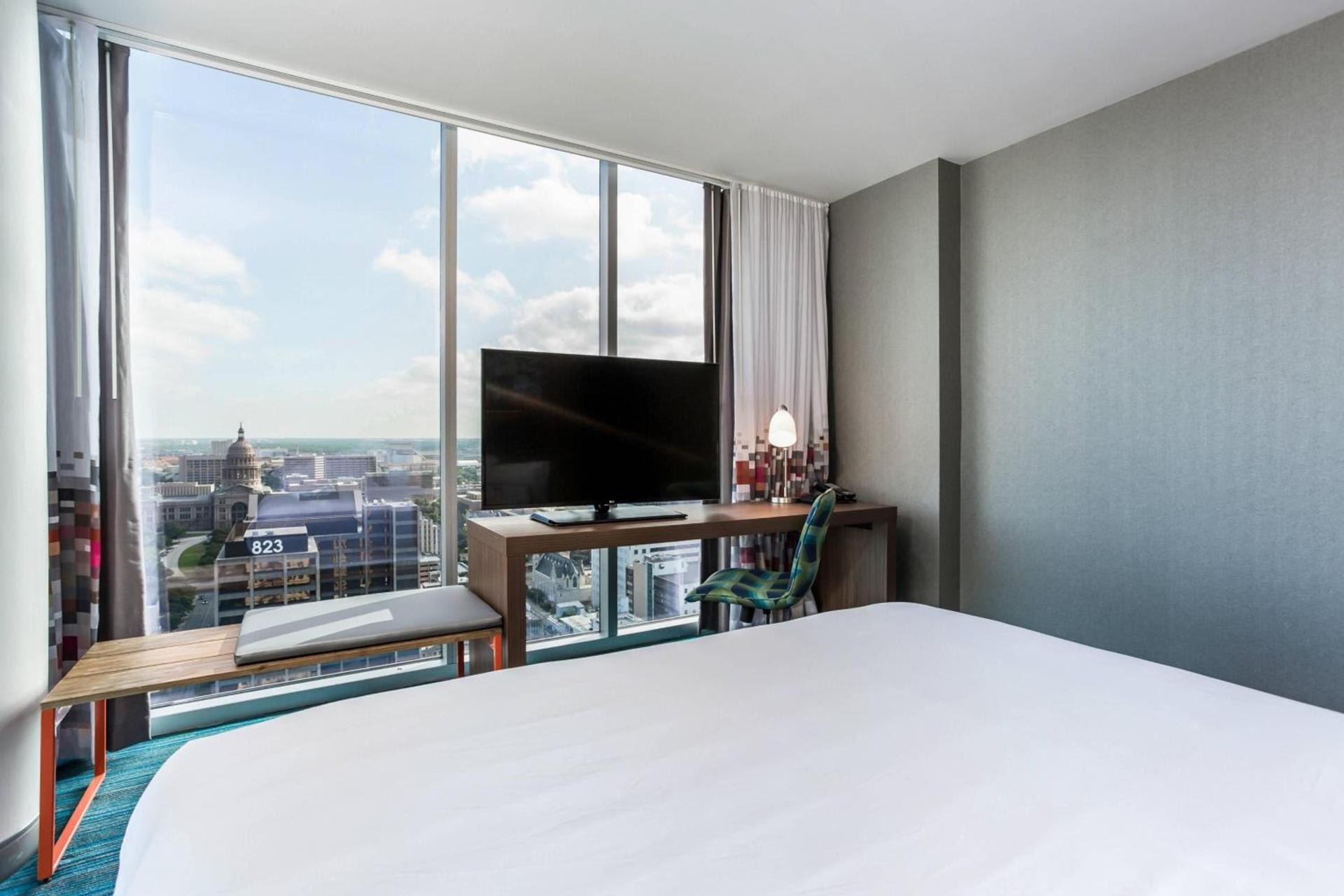 Aloft by Marriott Austin Downtown photo 12