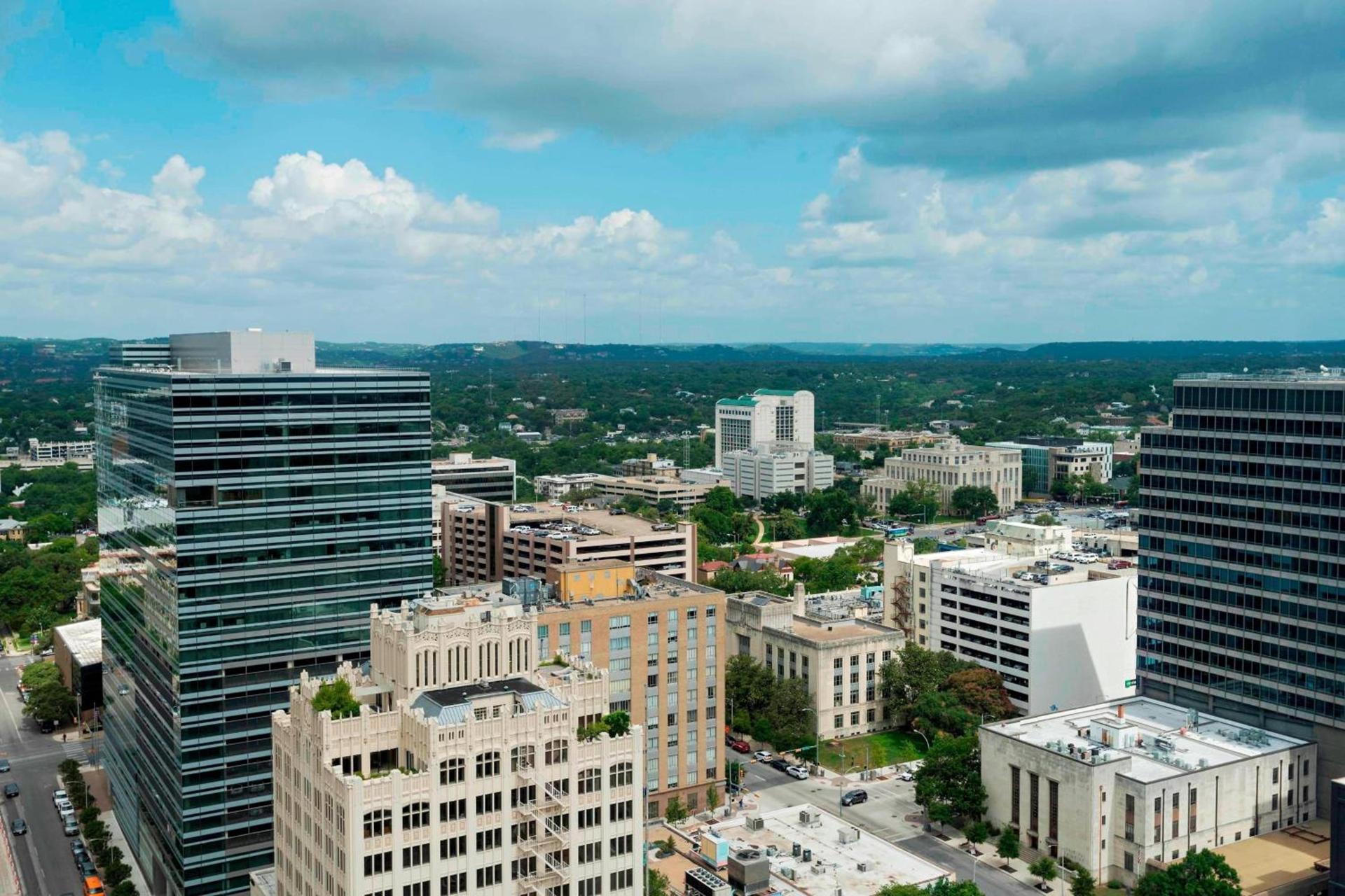 Aloft by Marriott Austin Downtown photo 15