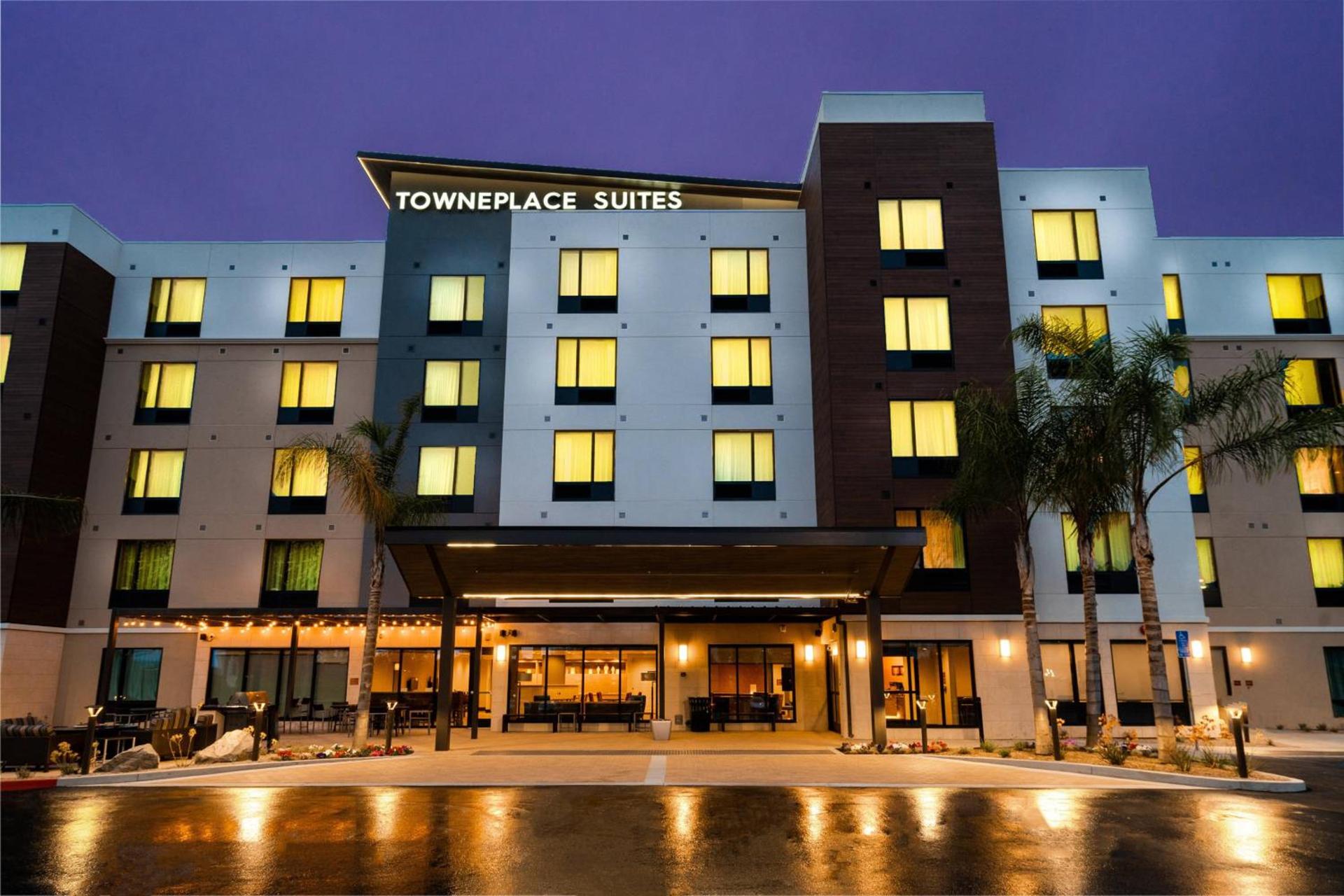 TownePlace Suites Irvine Lake Forest photo 2