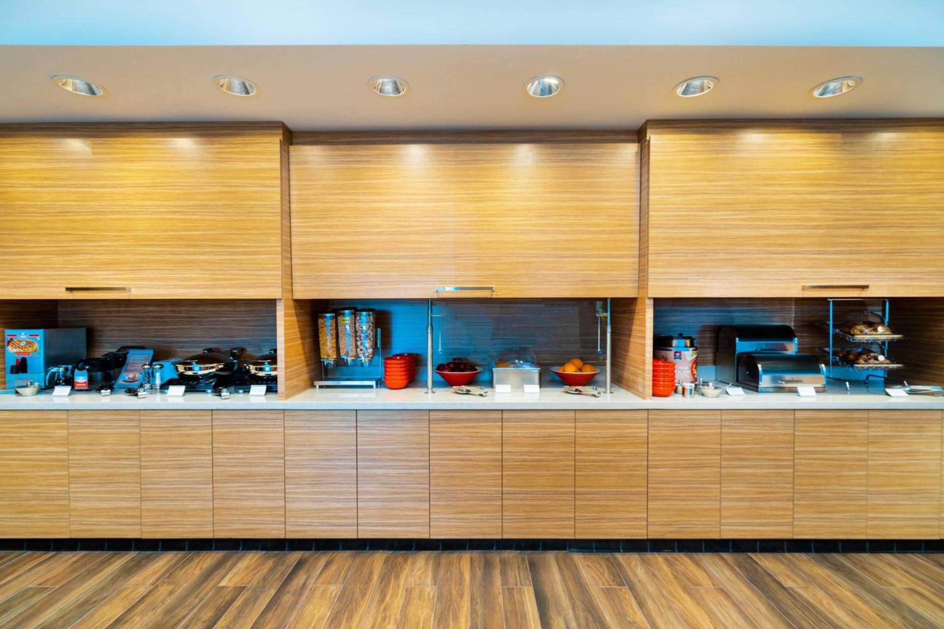 TownePlace Suites Irvine Lake Forest photo 24