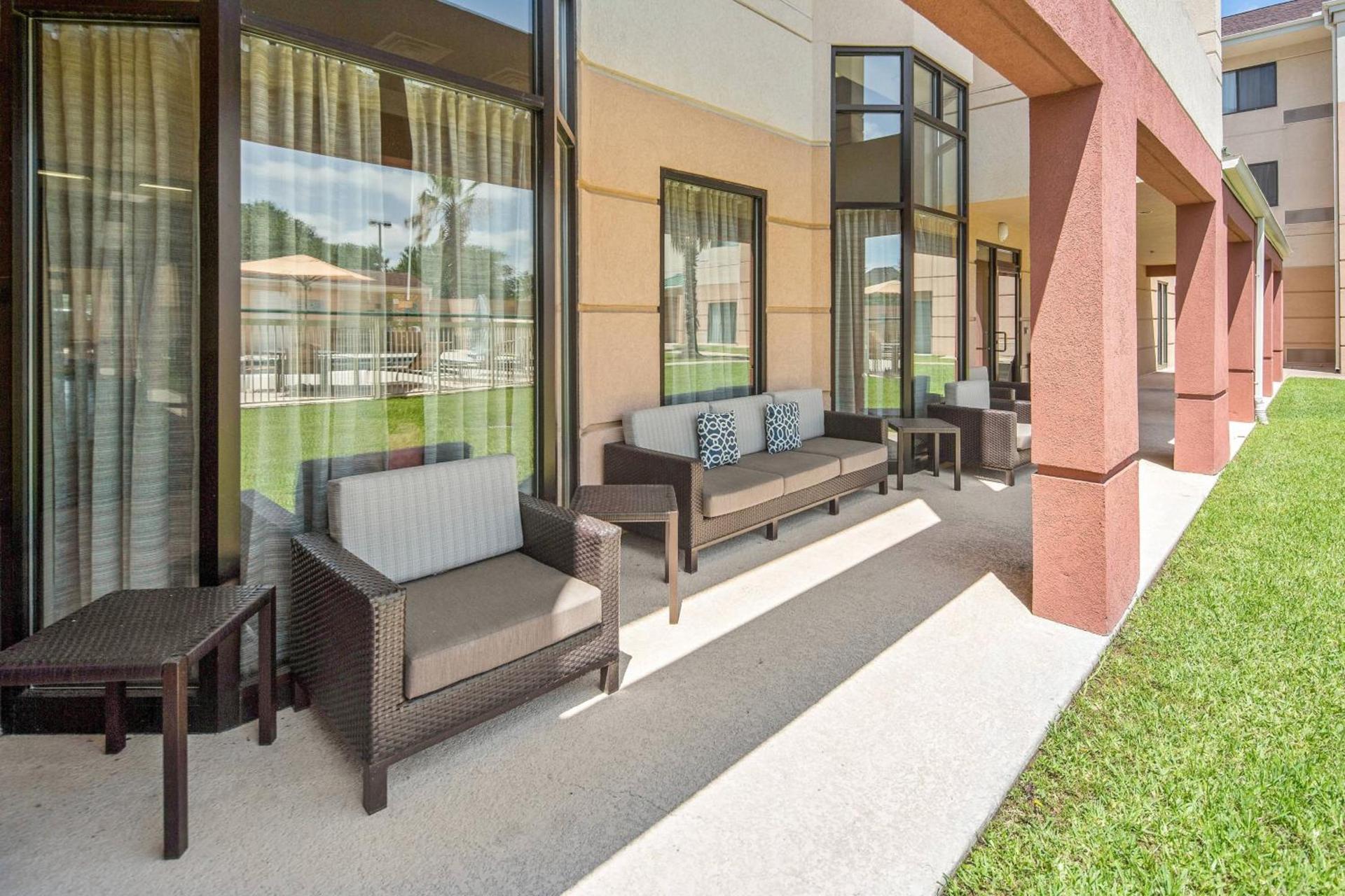 Courtyard by Marriott Bryan College Station photo 18