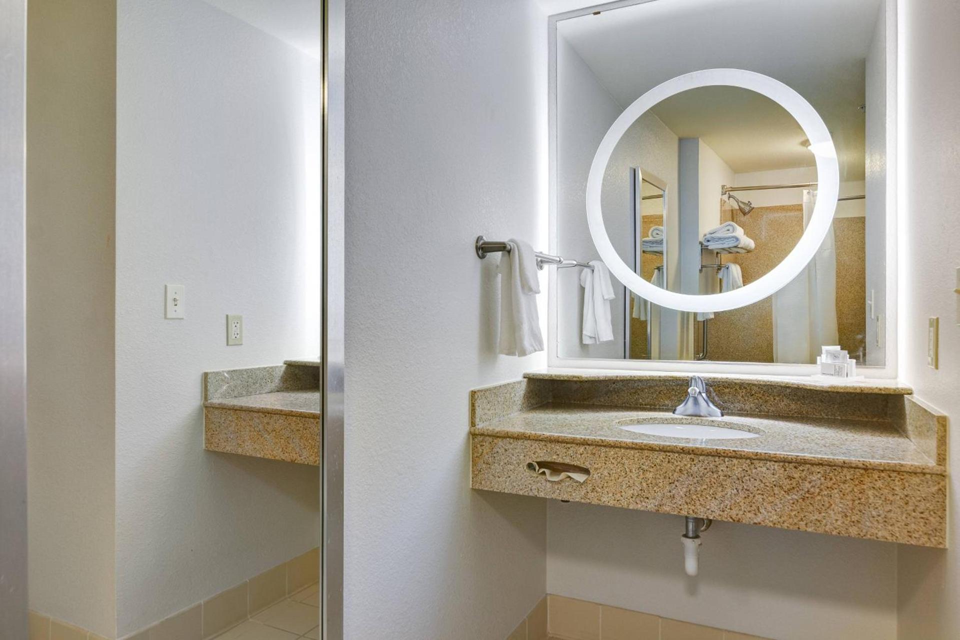 SpringHill Suites Shreveport-Bossier City/Louisiana Downs photo 12