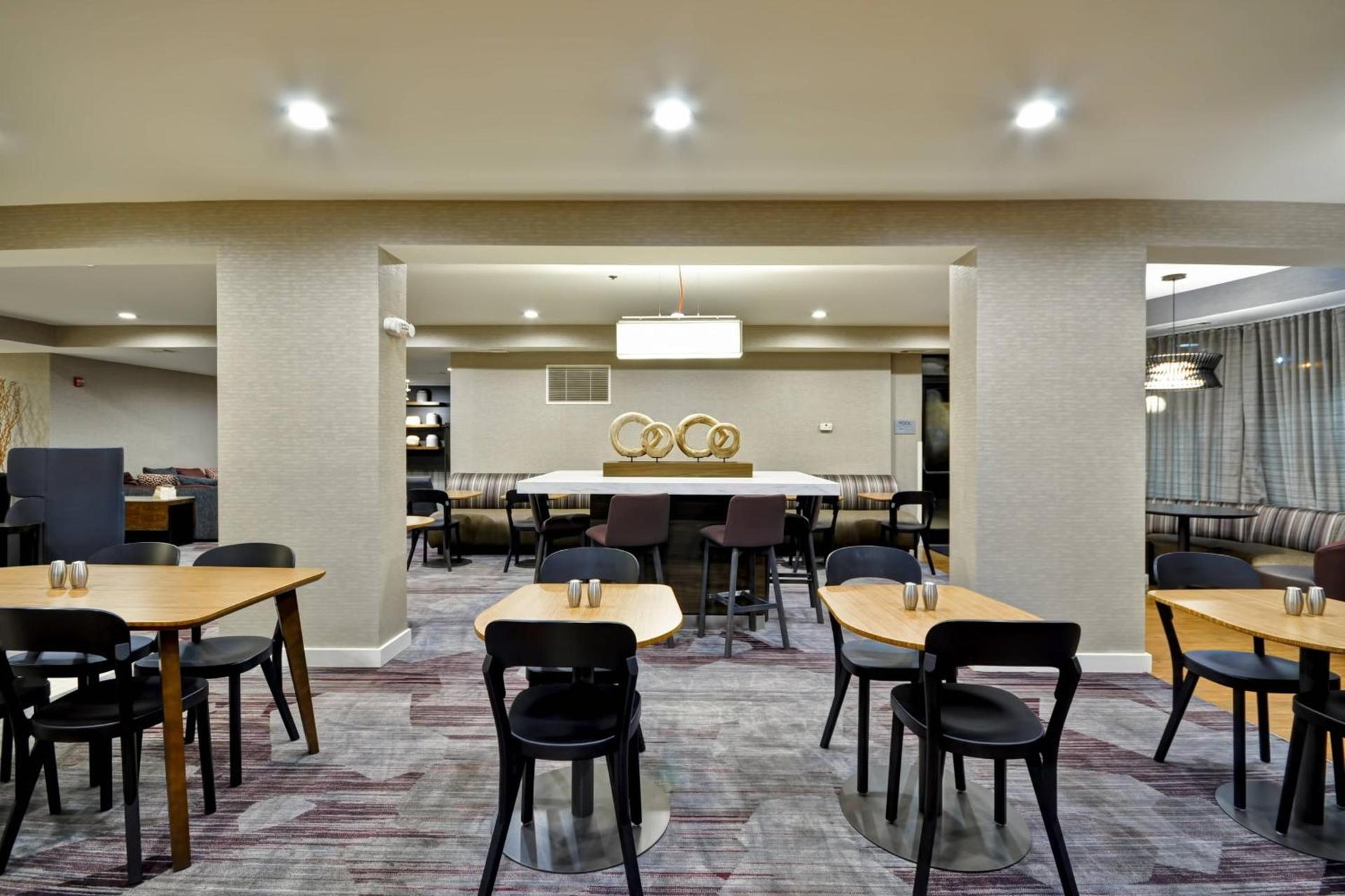 Courtyard by Marriott Jacksonville Airport/ Northeast photo 21