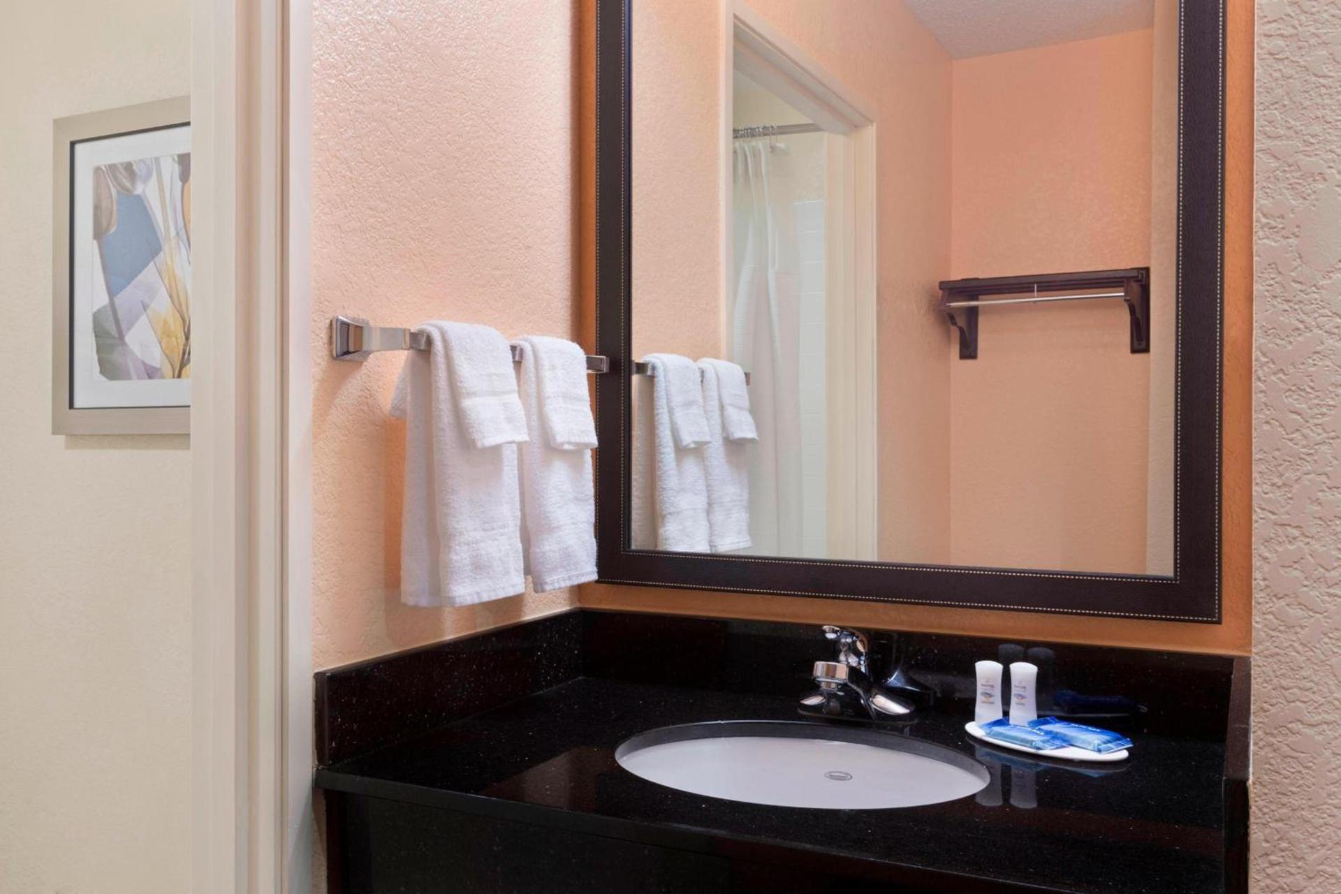 Fairfield Inn and Suites by Marriott Tampa Brandon photo 14